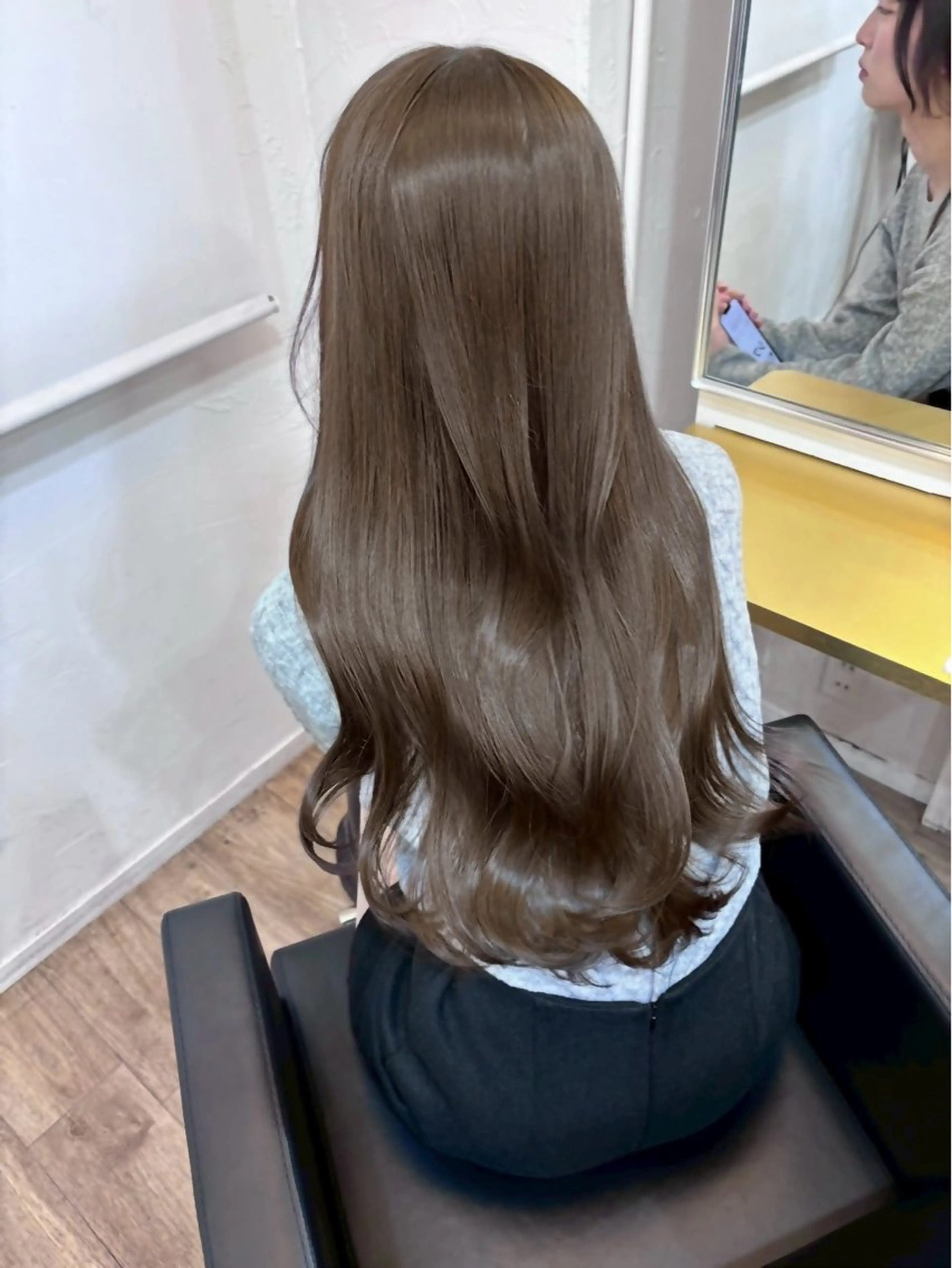 ロング カラー 透明感カラー トリートメント カット ヘアカラー トリートメント 透明感カラー特化/ ベージュ/梅田/英輝のヘアスタイル
