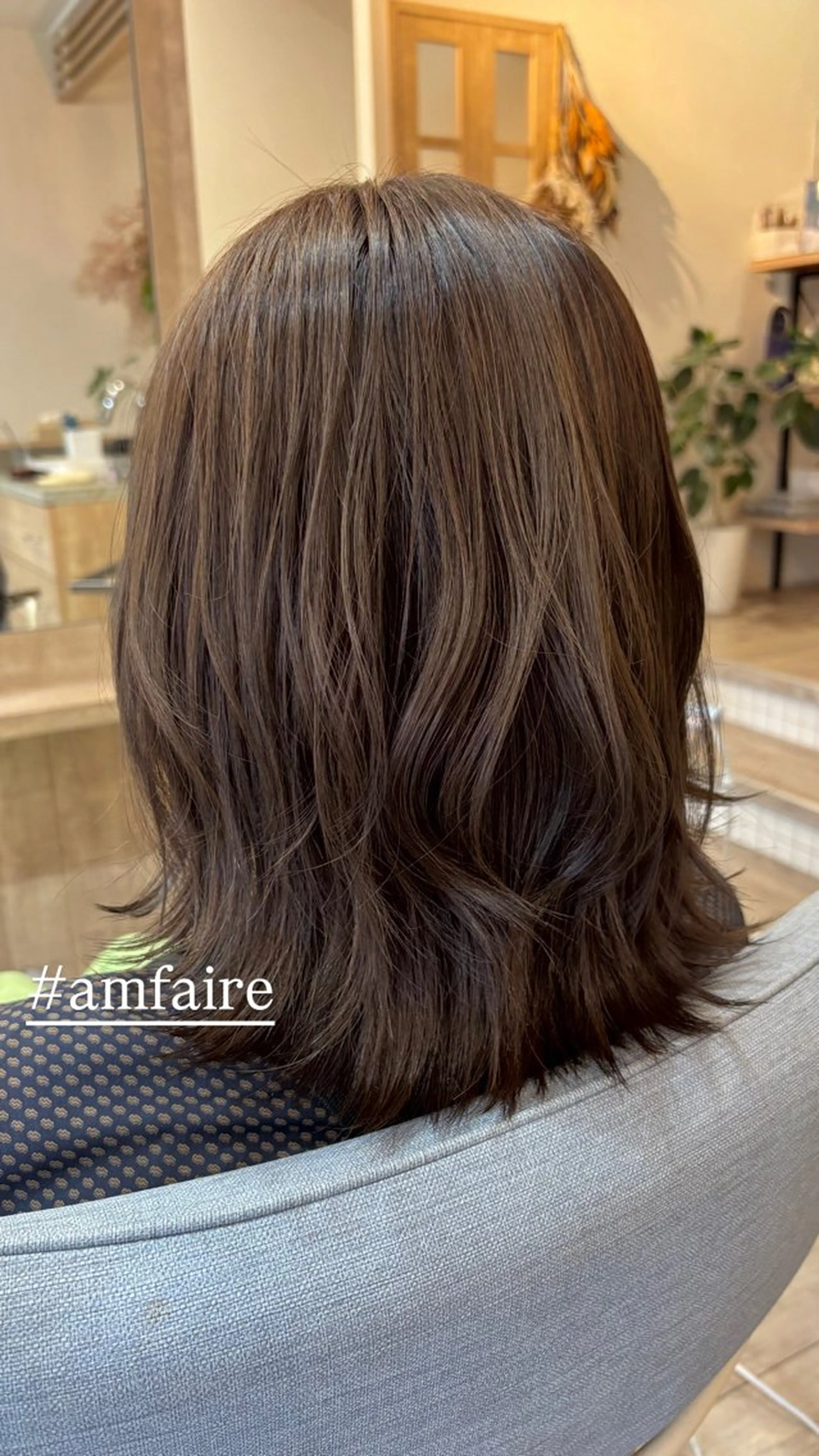 ミディアム カラー カット shimizu .のヘアスタイル