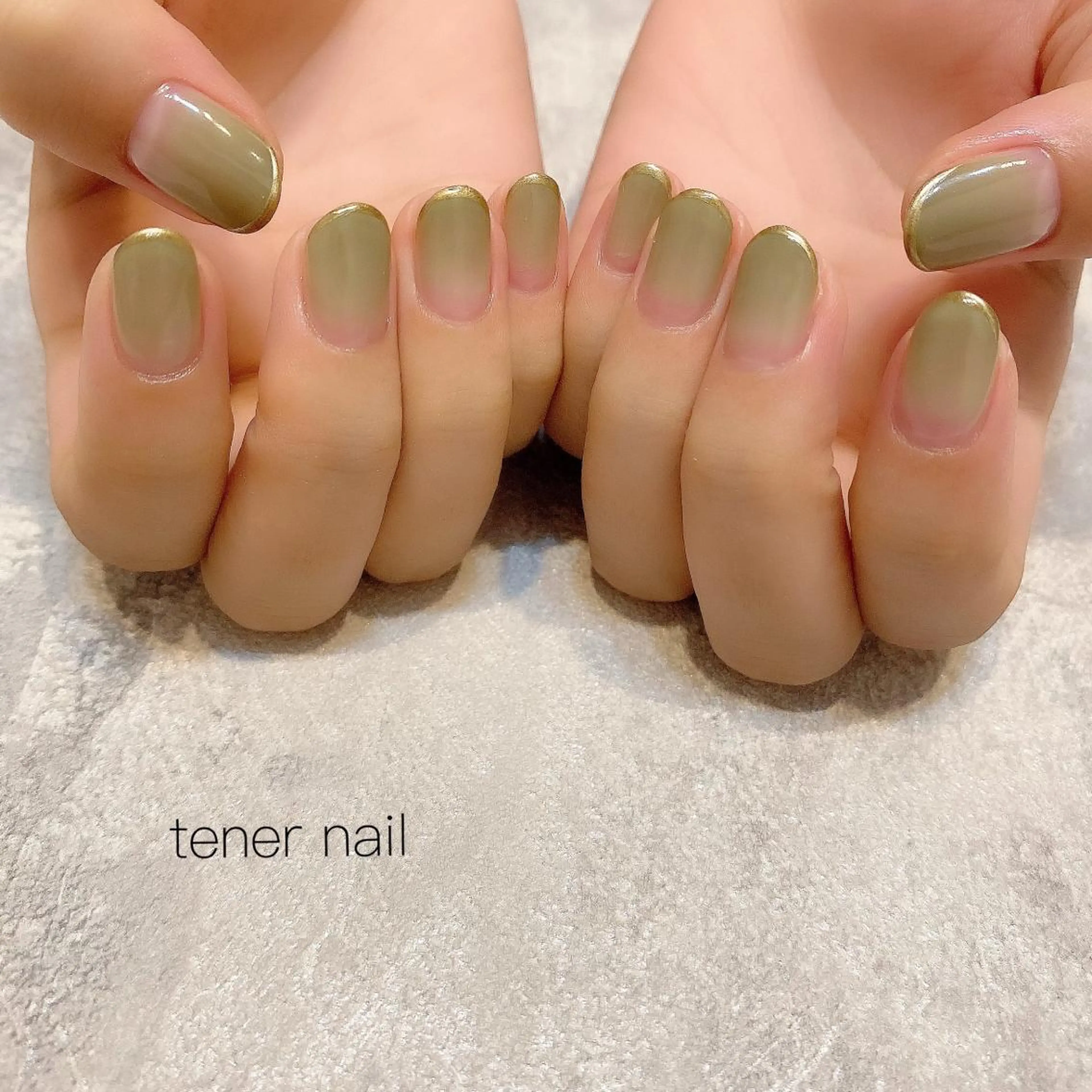 ネイル フレンチネイル ゴールド グラデーション テネルネイル tener nailのネイルデザイン
