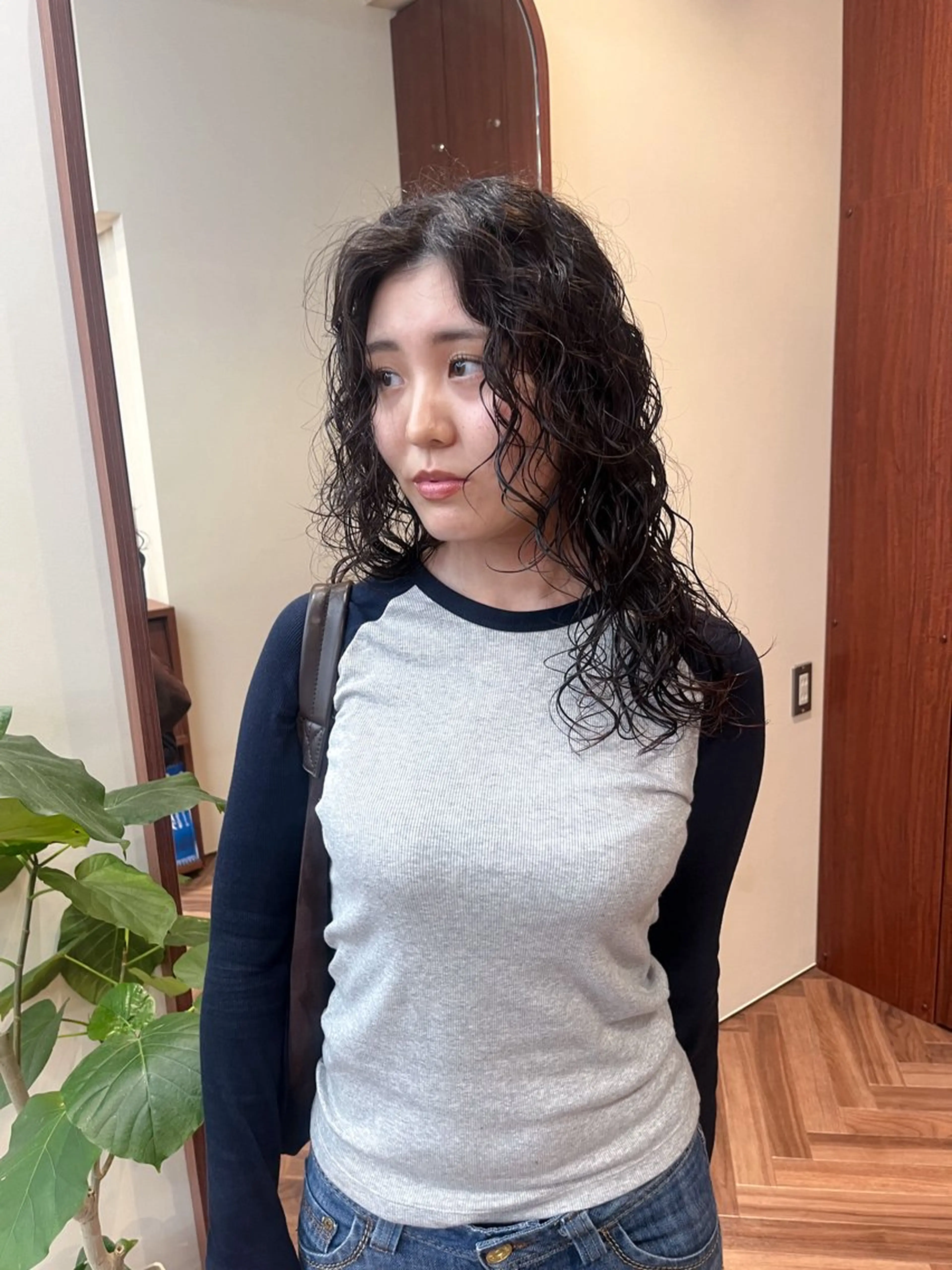 ミディアム パーマ ミディアムパーマ ボブパーマ/パーマ ウルフパーマのヘアスタイル