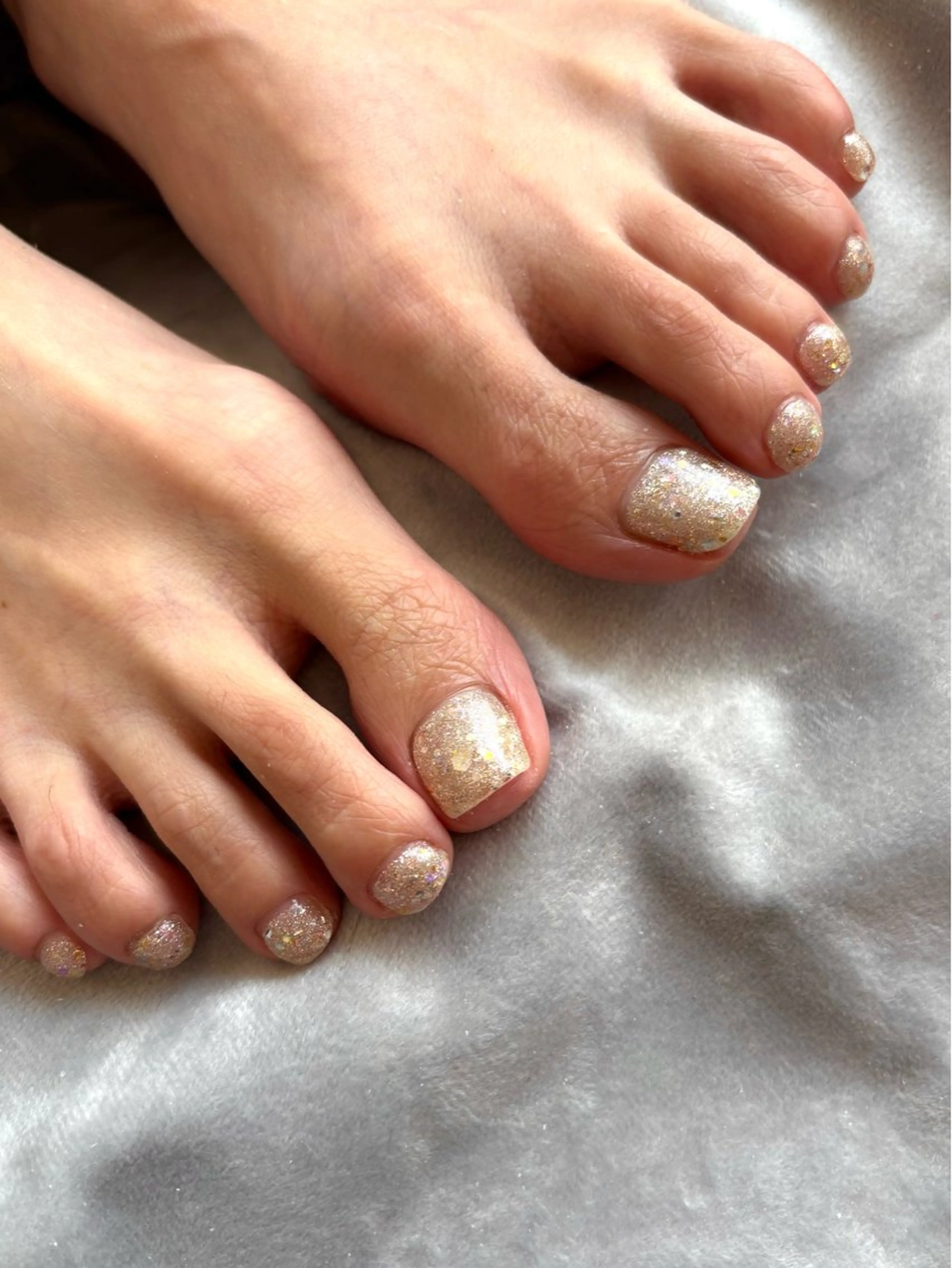 ネイル フットネイル ジェルネイル キラキラネイル ラメ(グリッター) マグネットネイル フットネイル Blue　daisy　栄本店 【ブルーデイジー】所属・Blue daisy 栄本店のネイルデザイン