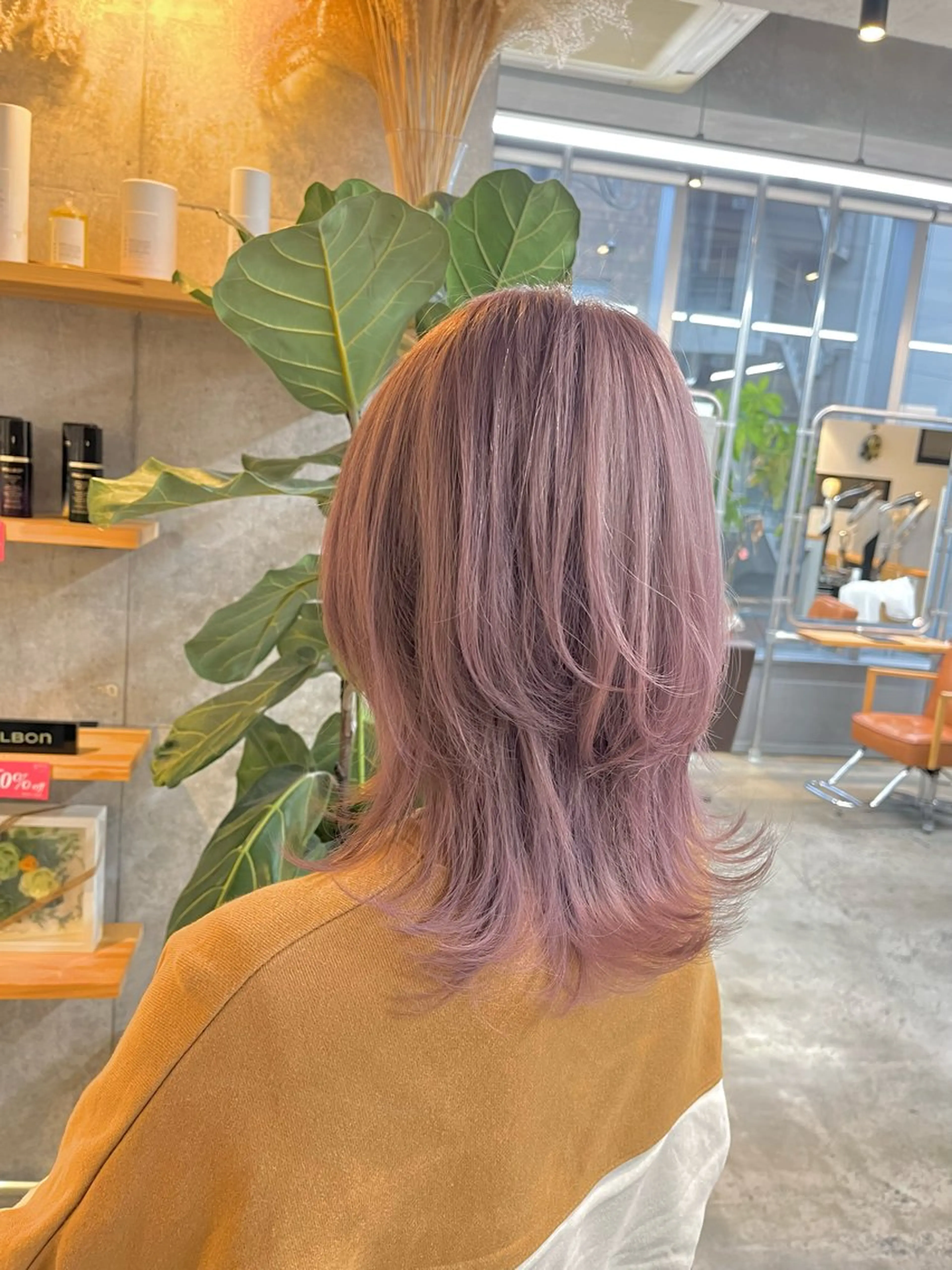 ミディアム カラー ハイトーンカラ ー/小川のヘアスタイル