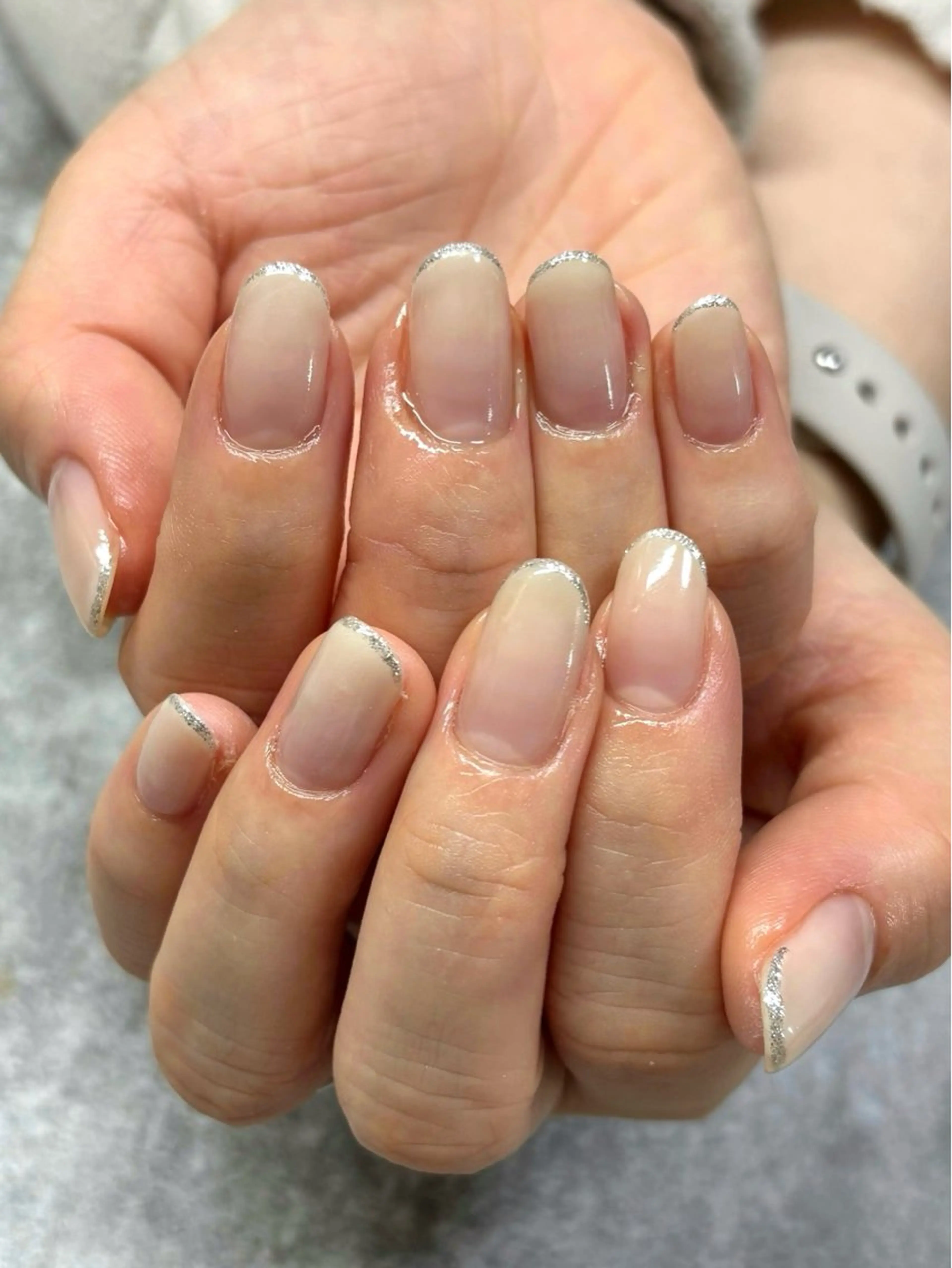 ネイル グラデーション ラメ(グリッター) オフィスネイル ハンドネイル FIORITURA Maikoのネイルデザイン