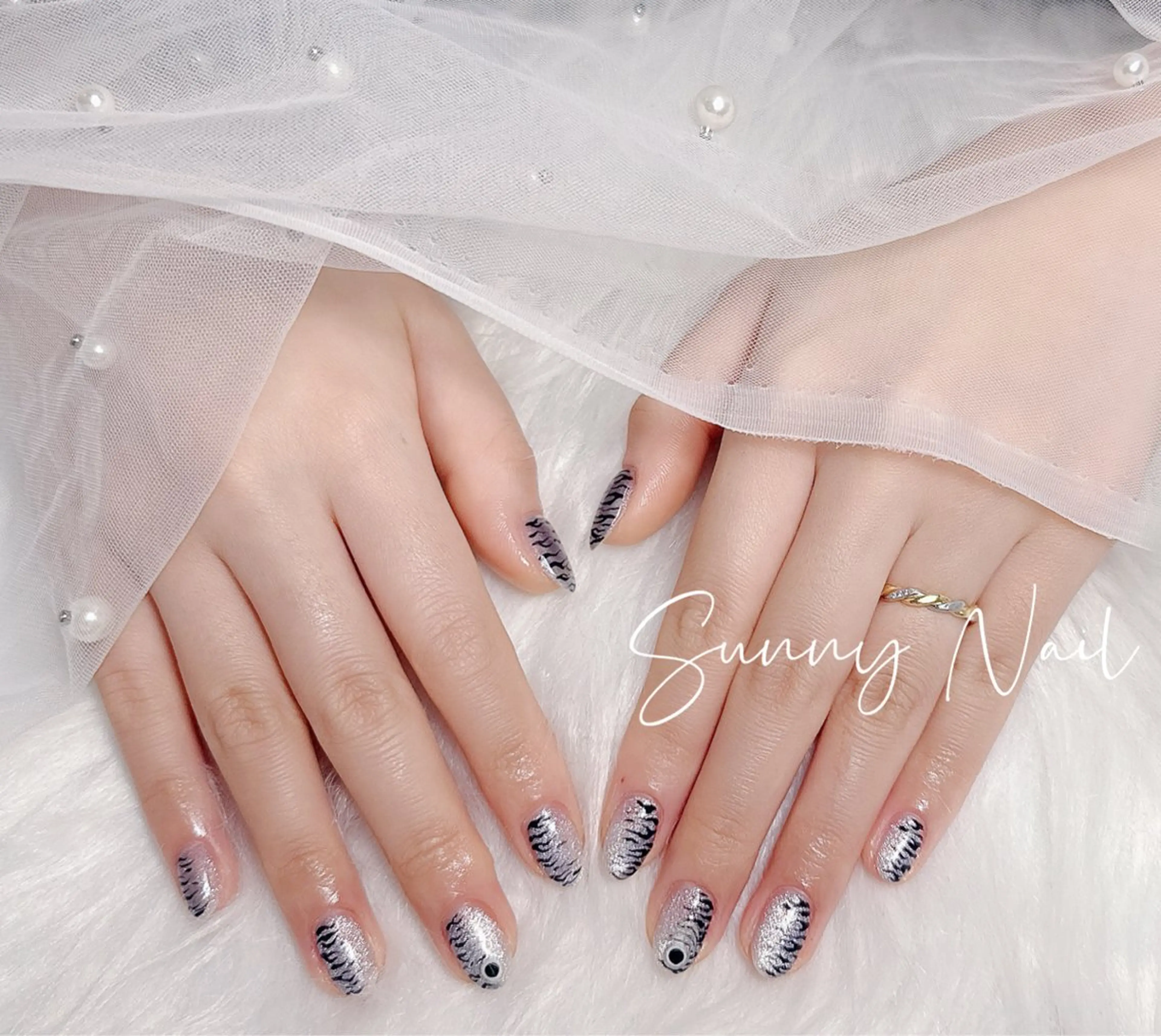 ネイル 桝井 春奈のネイルデザイン