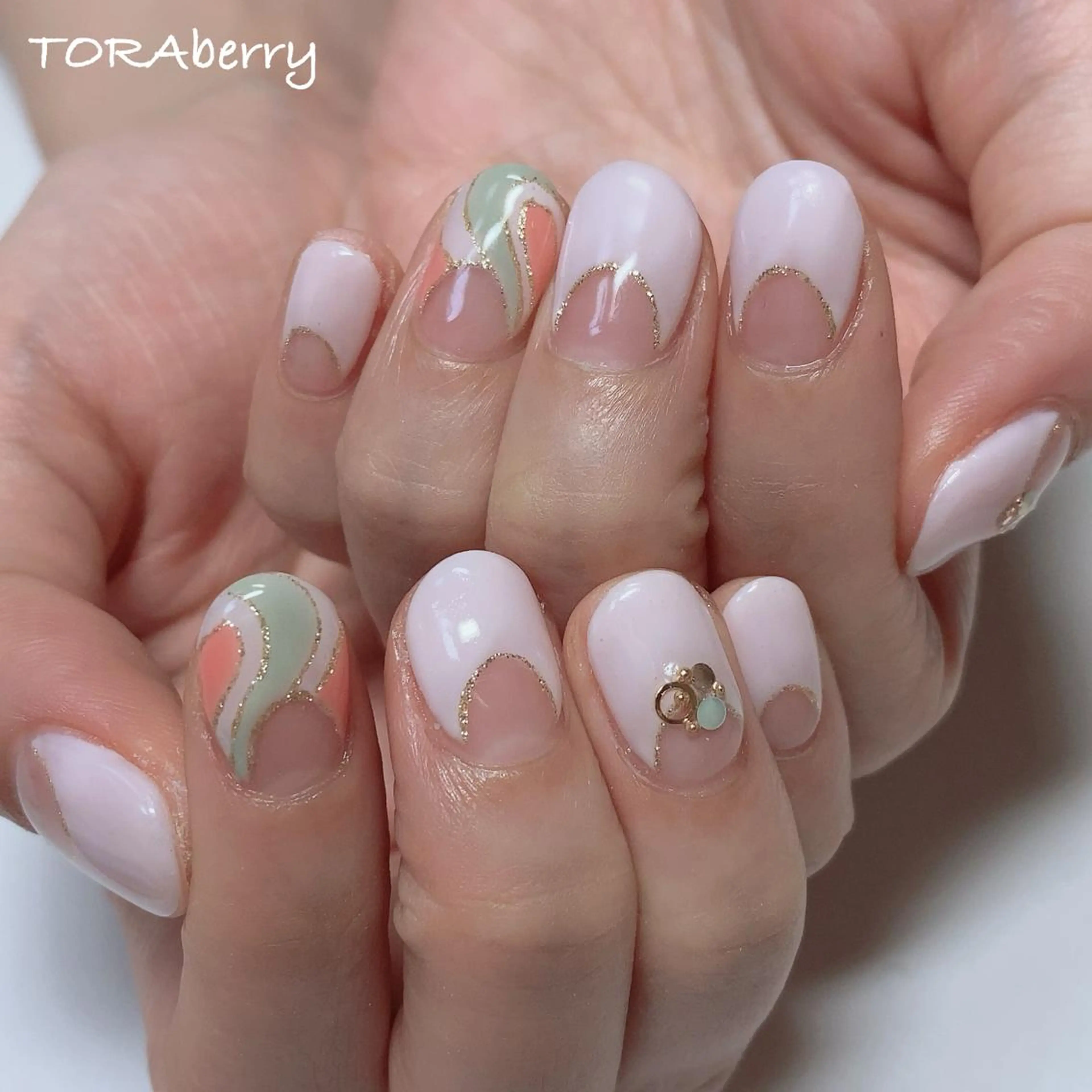 ネイル ハンドネイル ネイリスト なつみのネイルデザイン