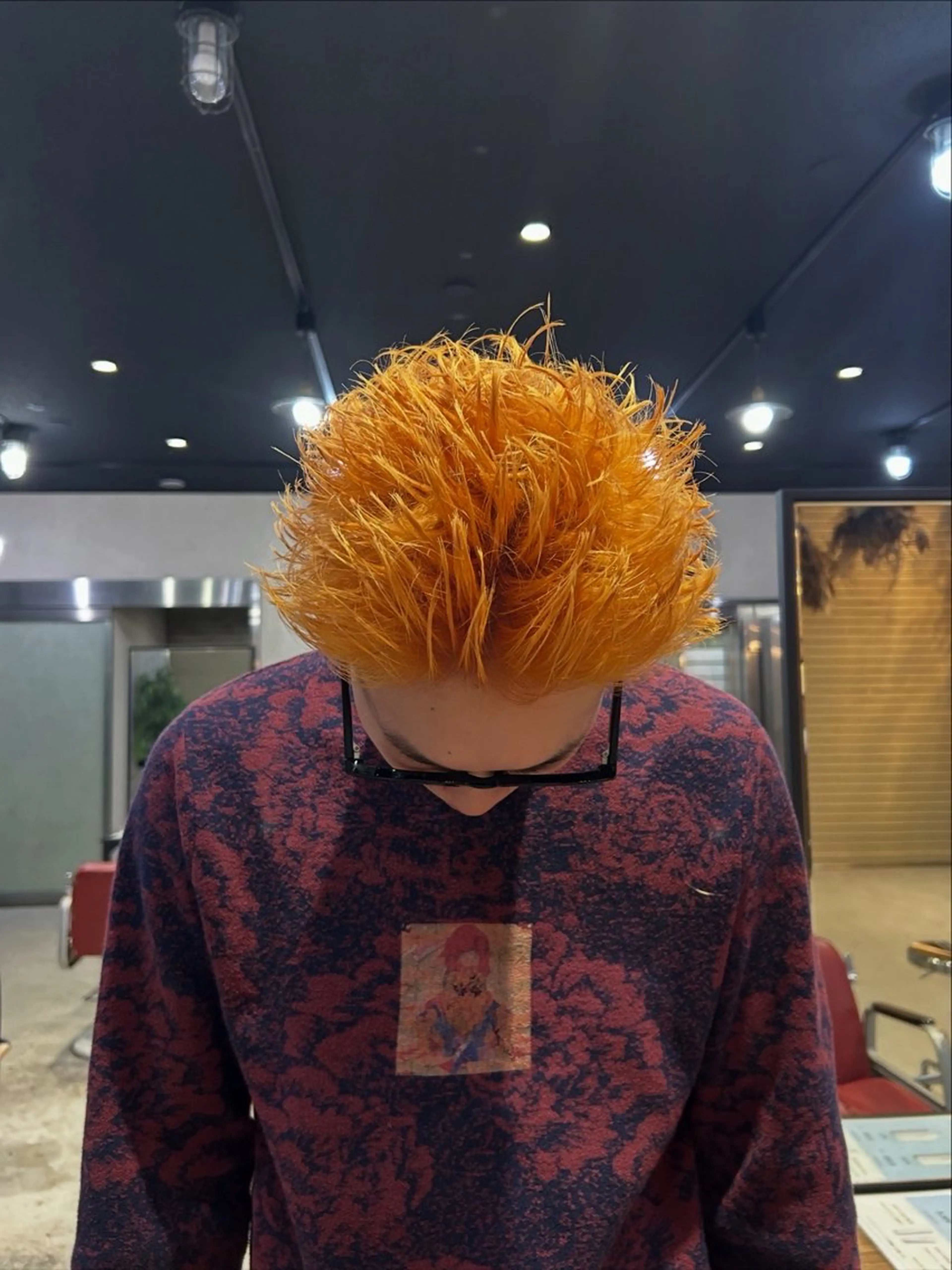 カラー メンズ オレンジ ヘアカラー 植吉 琉月のヘアスタイル