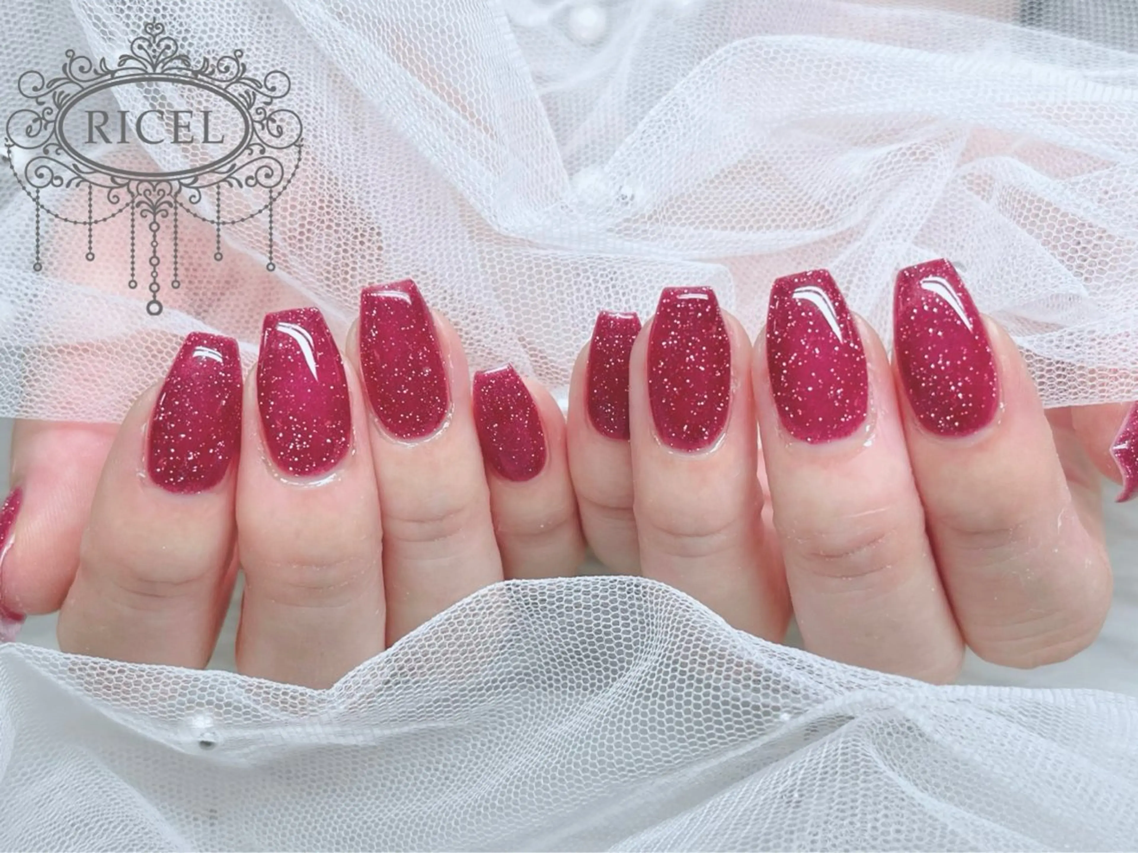 ネイル フラッシュネイル 韓国ネイル ワンカラーネイル ワンホンネイル ハンドネイル MIYU 🩶のネイルデザイン