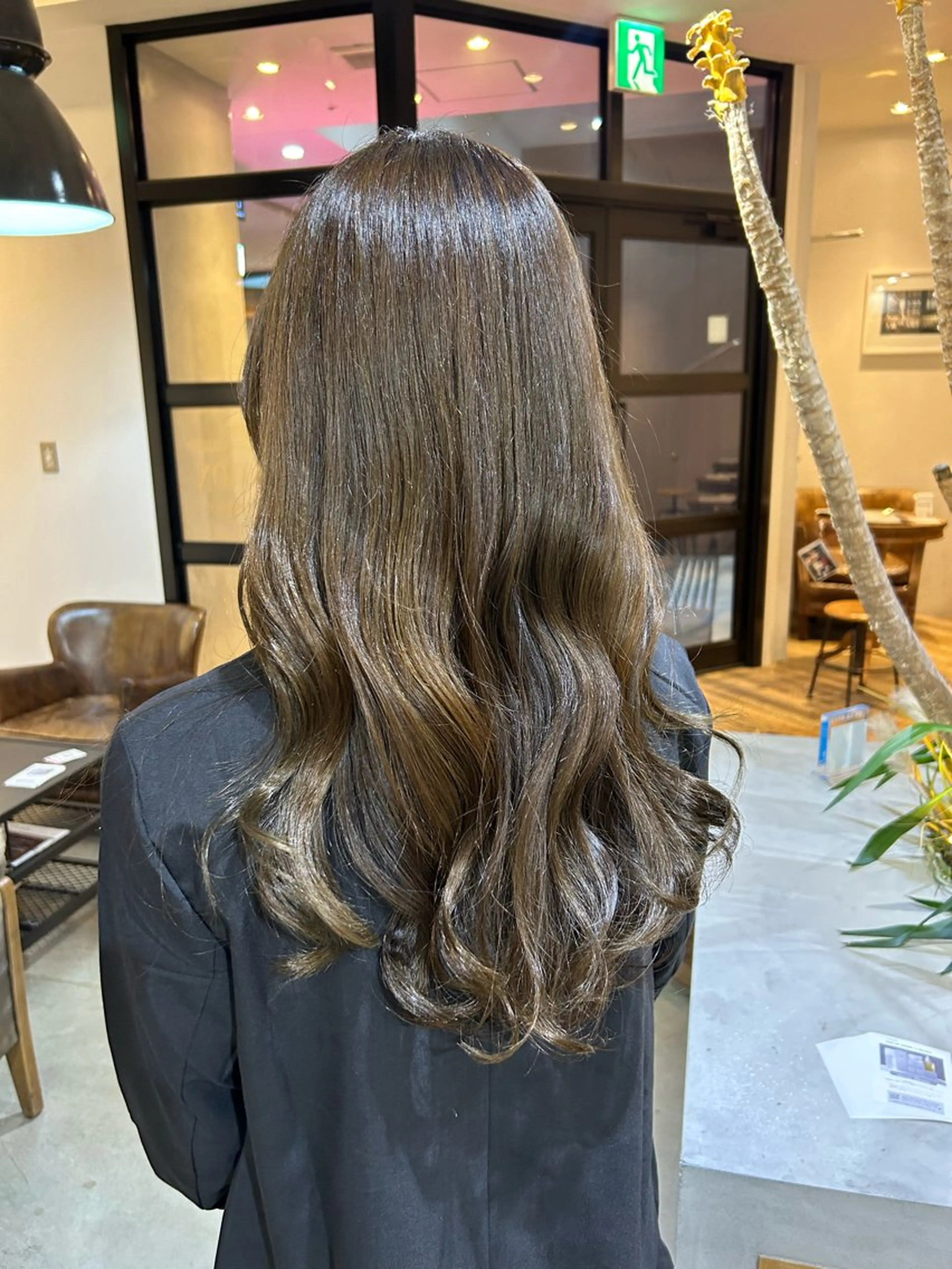 ✨期間限定✨小顔カット+透明感イルミナカラー+TRの写真