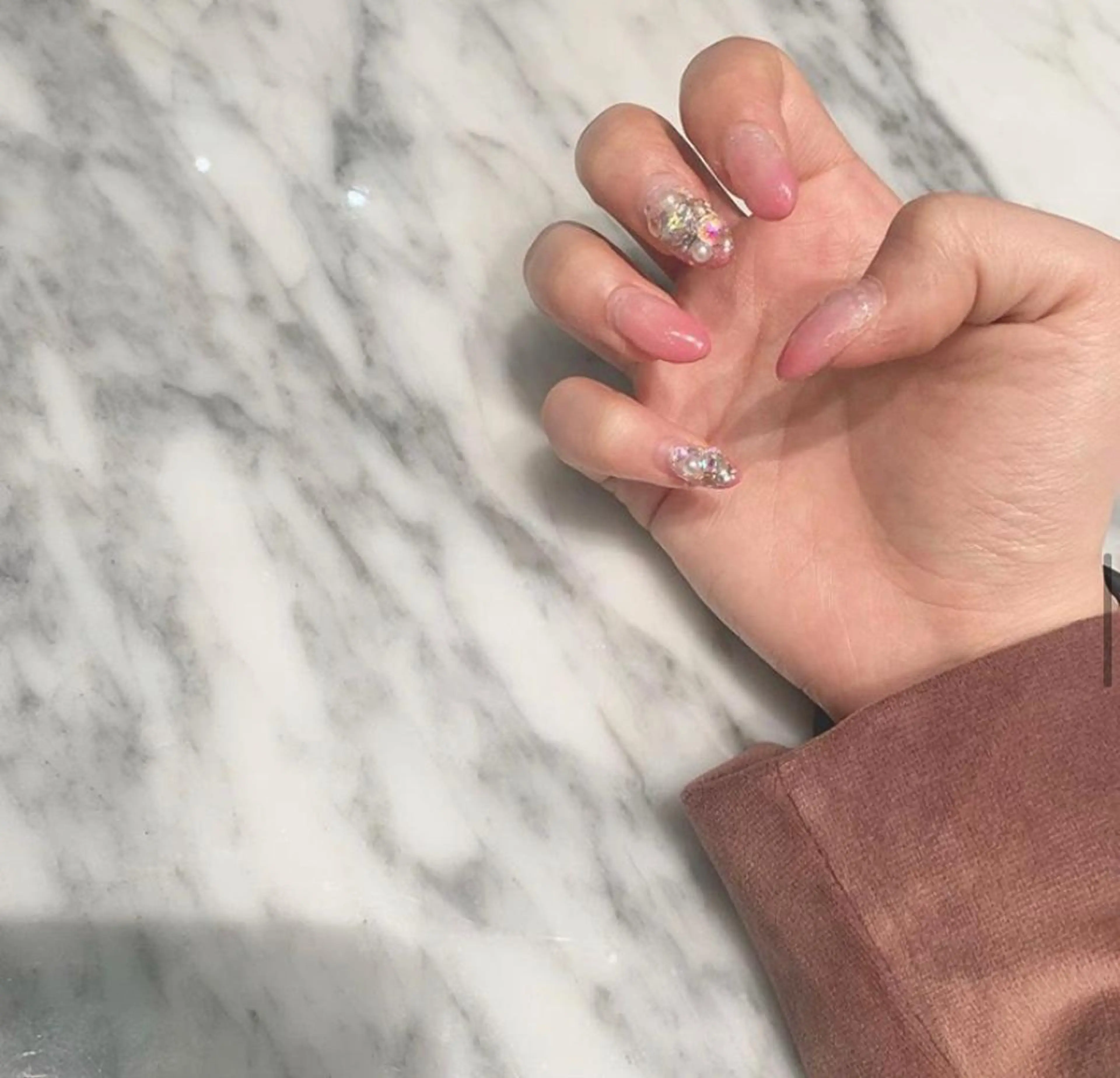 ネイル RISAKO 艶髪モテヘア🎀府中のヘアスタイル