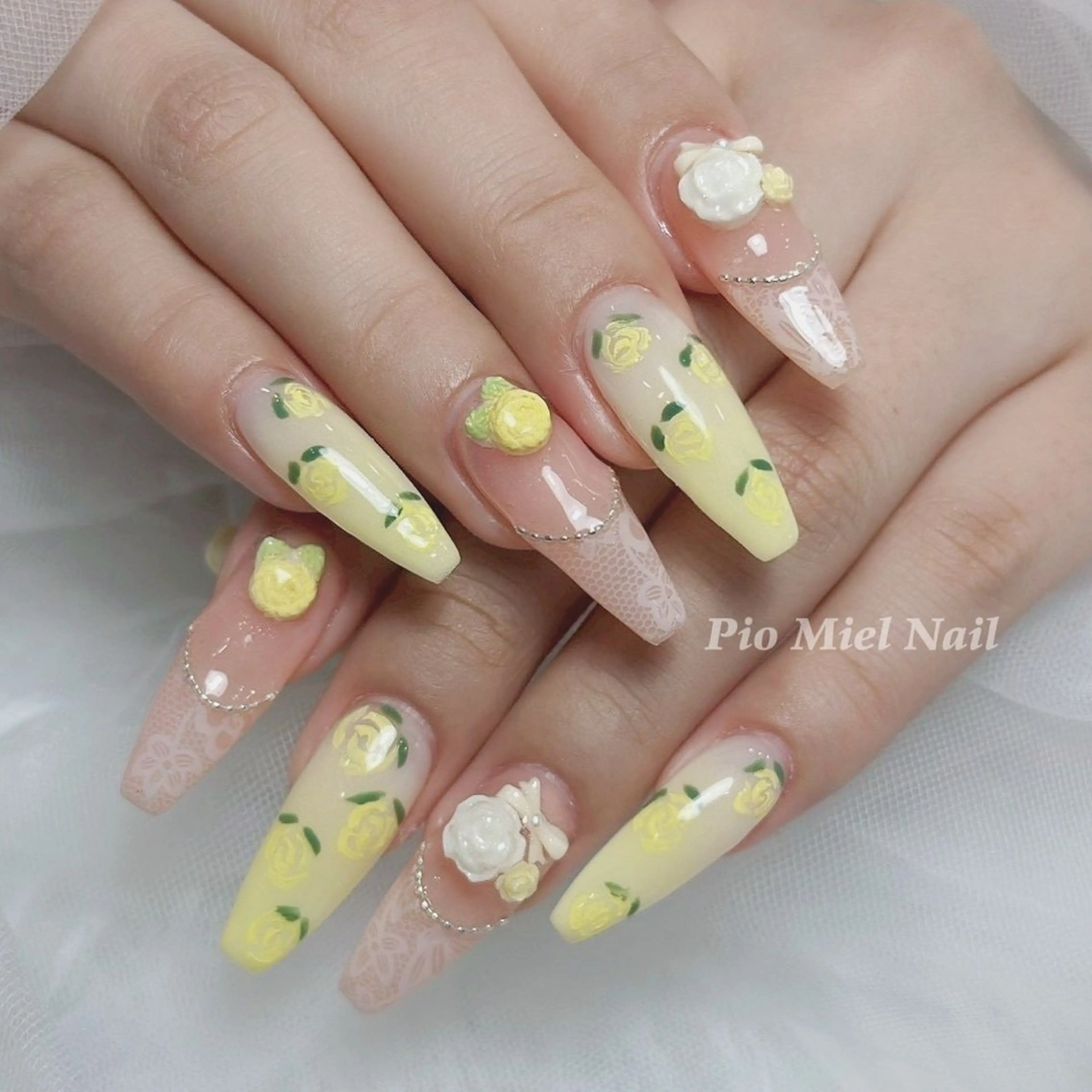 ネイル Pio Mielのネイルデザイン