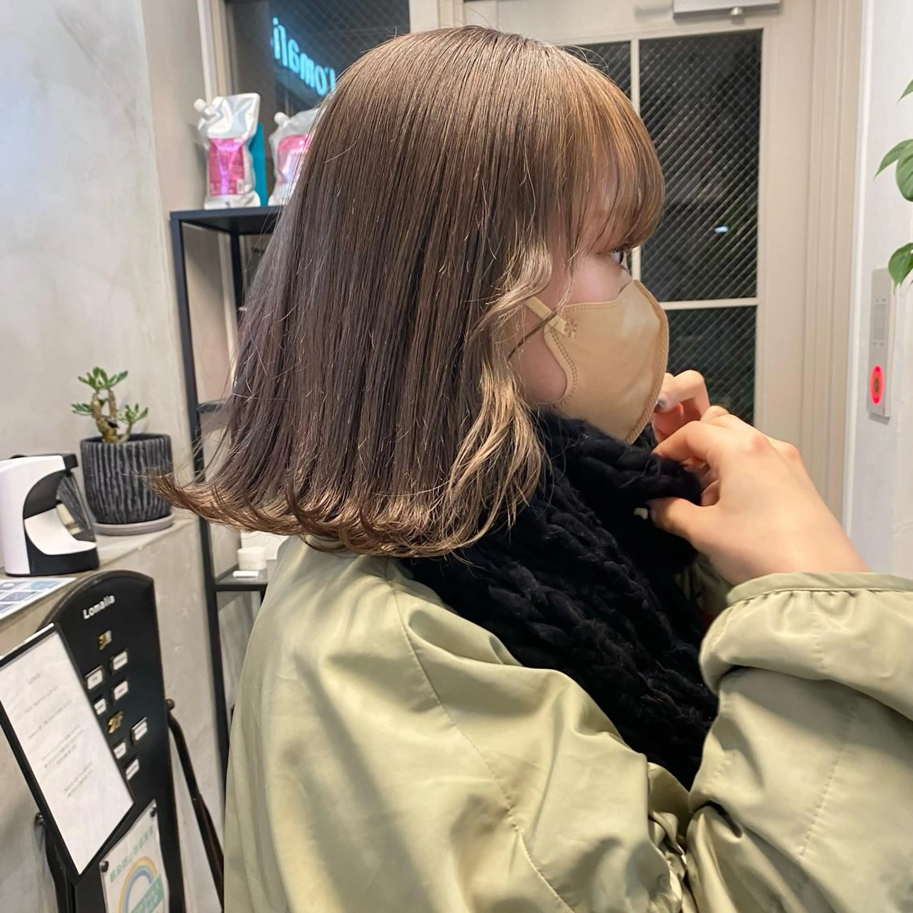 ミディアム カラー ブリーチ ヘアカラー 艶ストレート✨透明感 カラー🎀♡mariのヘアスタイル