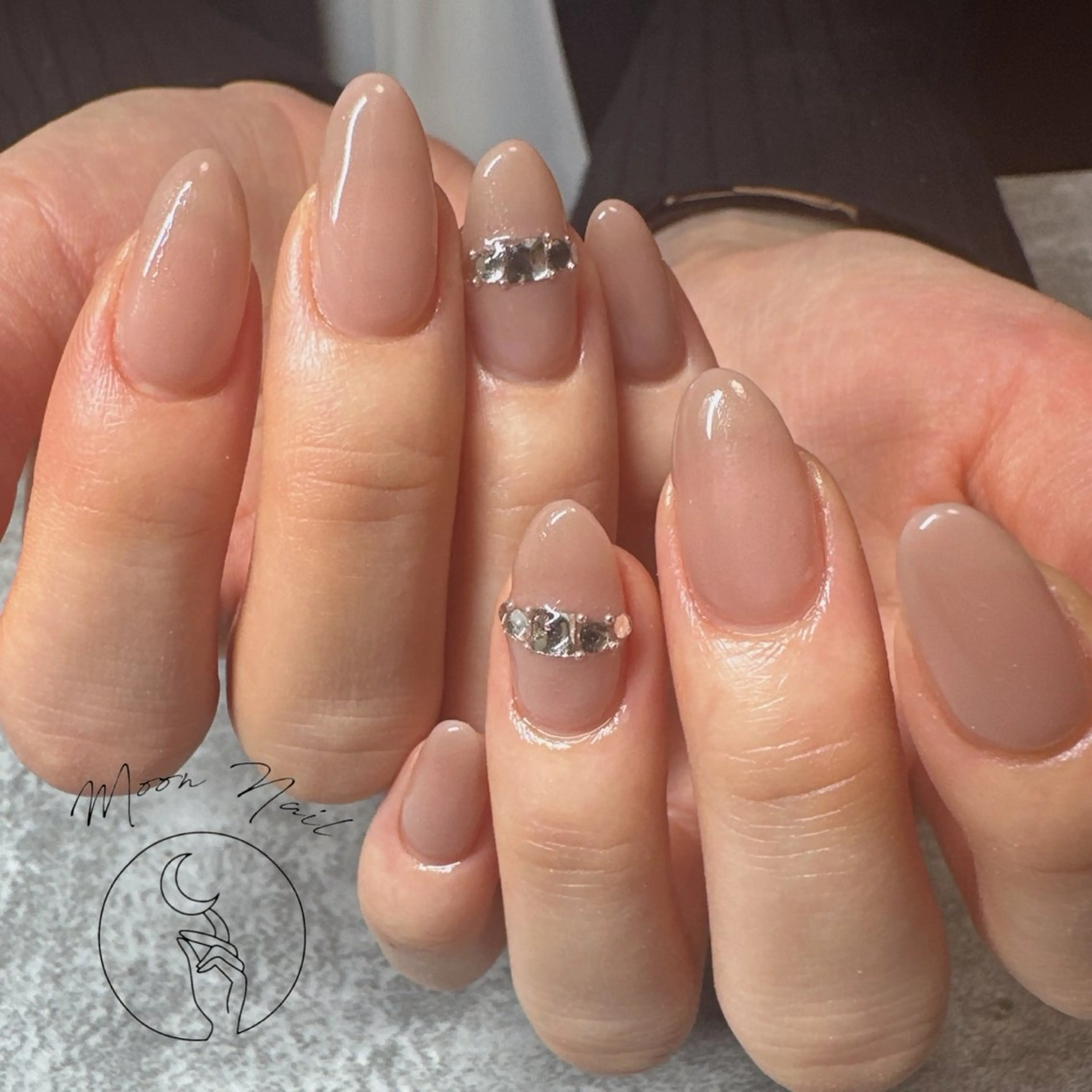 ネイル ハンドネイル Moon  Nail /栄　大須のネイルデザイン