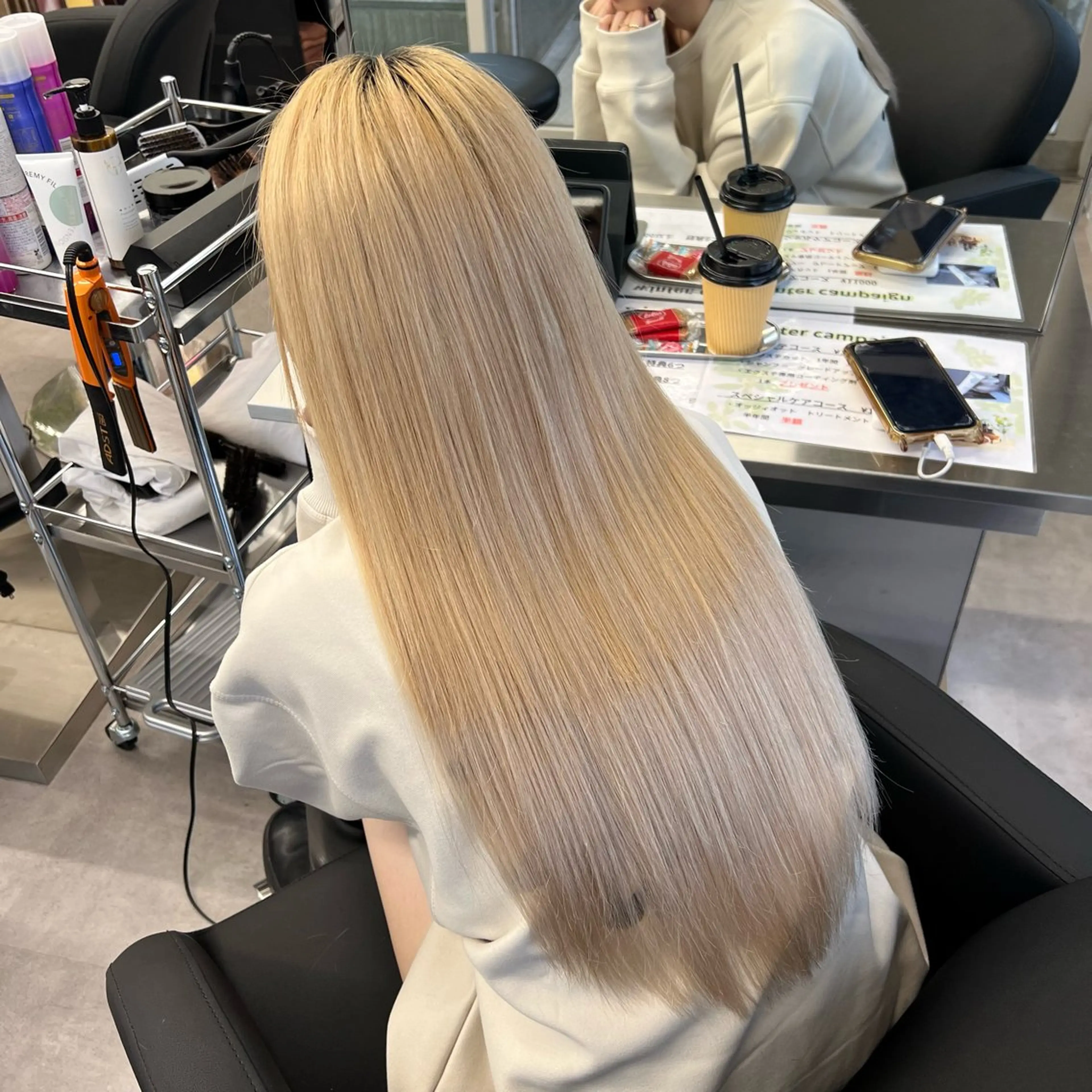 🩷メンテナンスカット+Oggiトリートメント+人毛100%シールエクステ80本🩷の写真