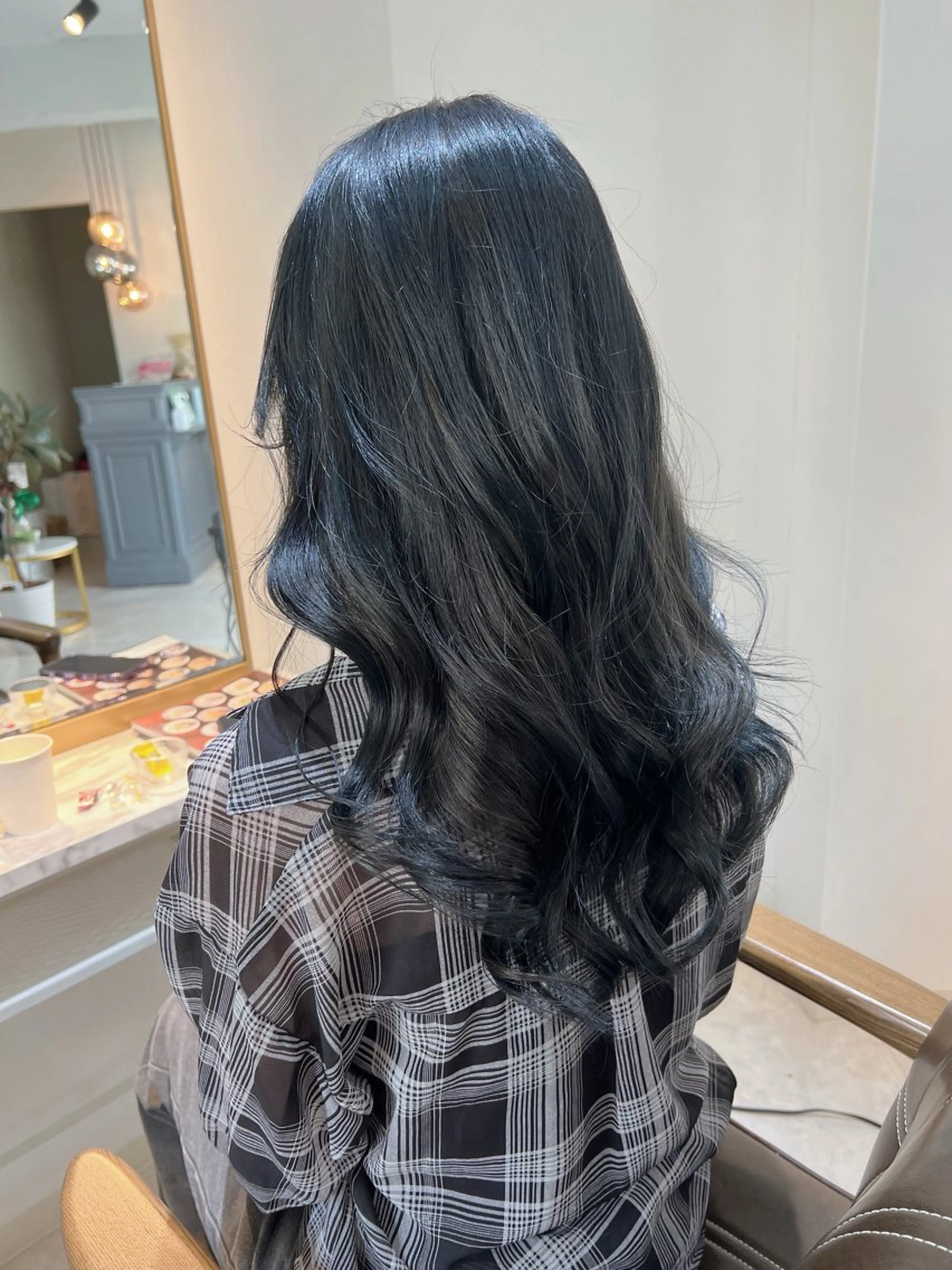 セミロング Mirror'所属・ショート/韓国ヘア 押本恵一のヘアスタイル