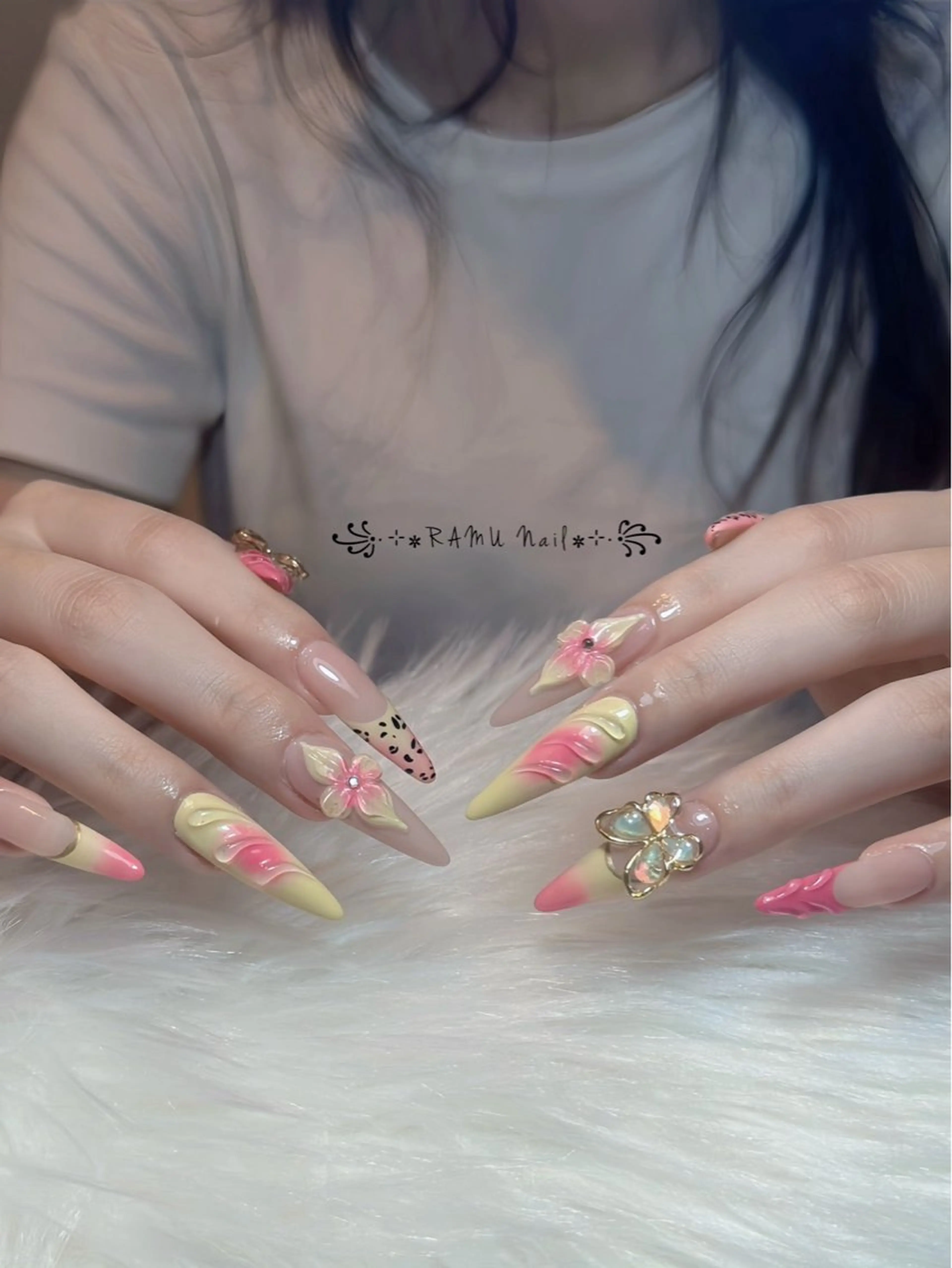 ネイル キラキラネイル マグネットネイル ミラーネイル ピンク 夏ネイル ハンドネイル RAMU Nail 恵比寿店のネイルデザイン