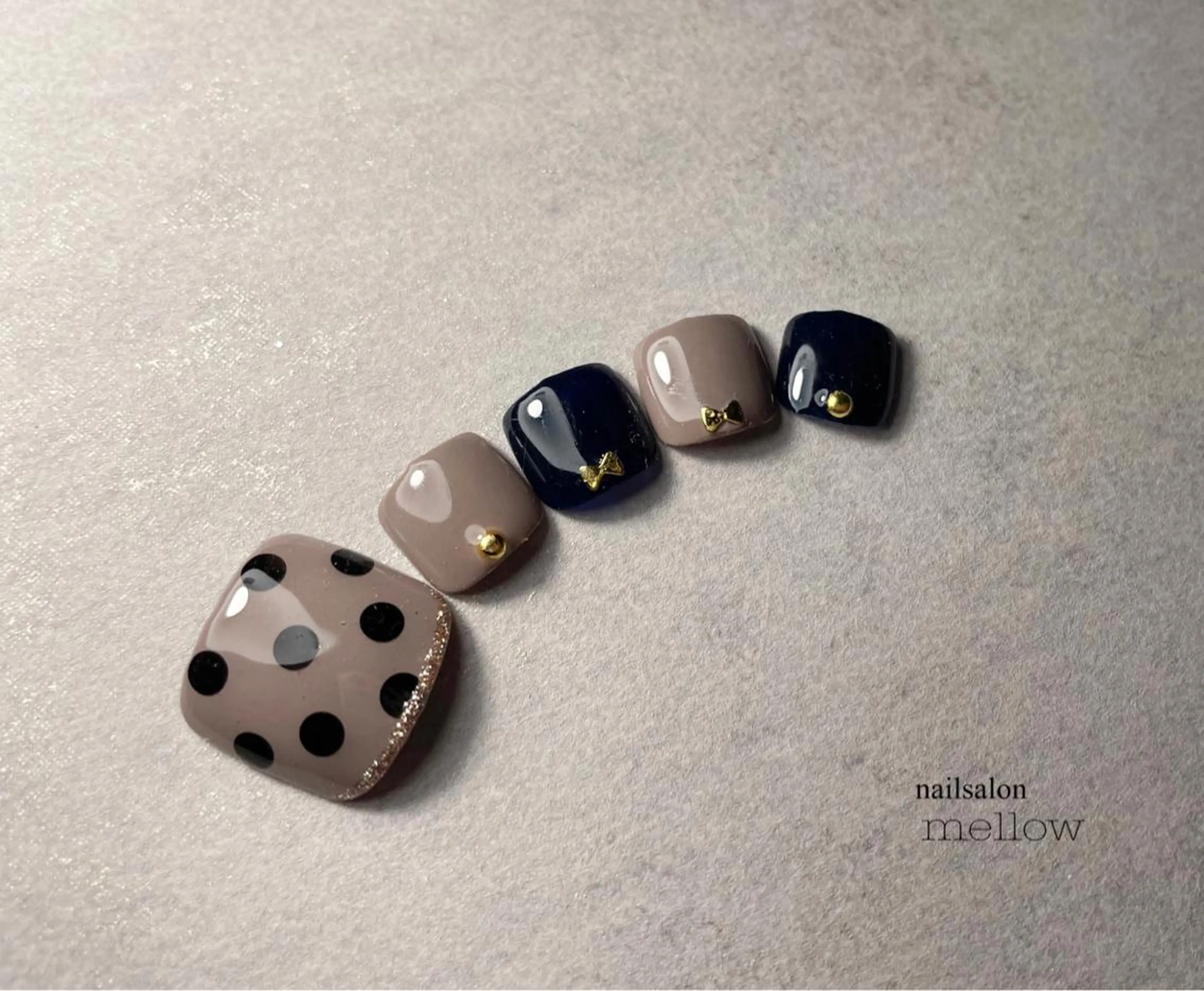 ネイル ドット 大山 浩美のネイルデザイン