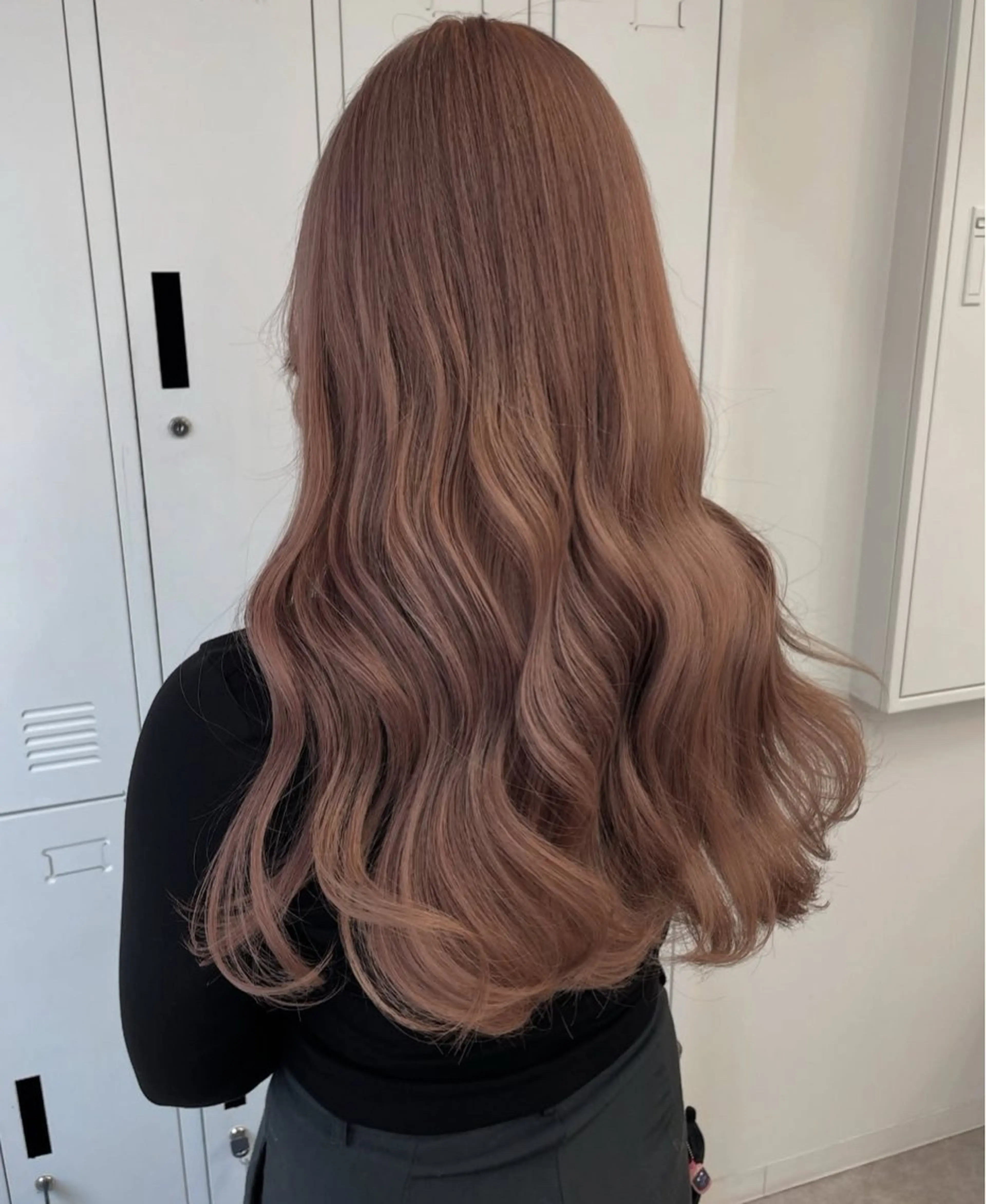 カラー ヘアカラー トリートメント PELE ハイトーン 児玉 大翔のヘアスタイル