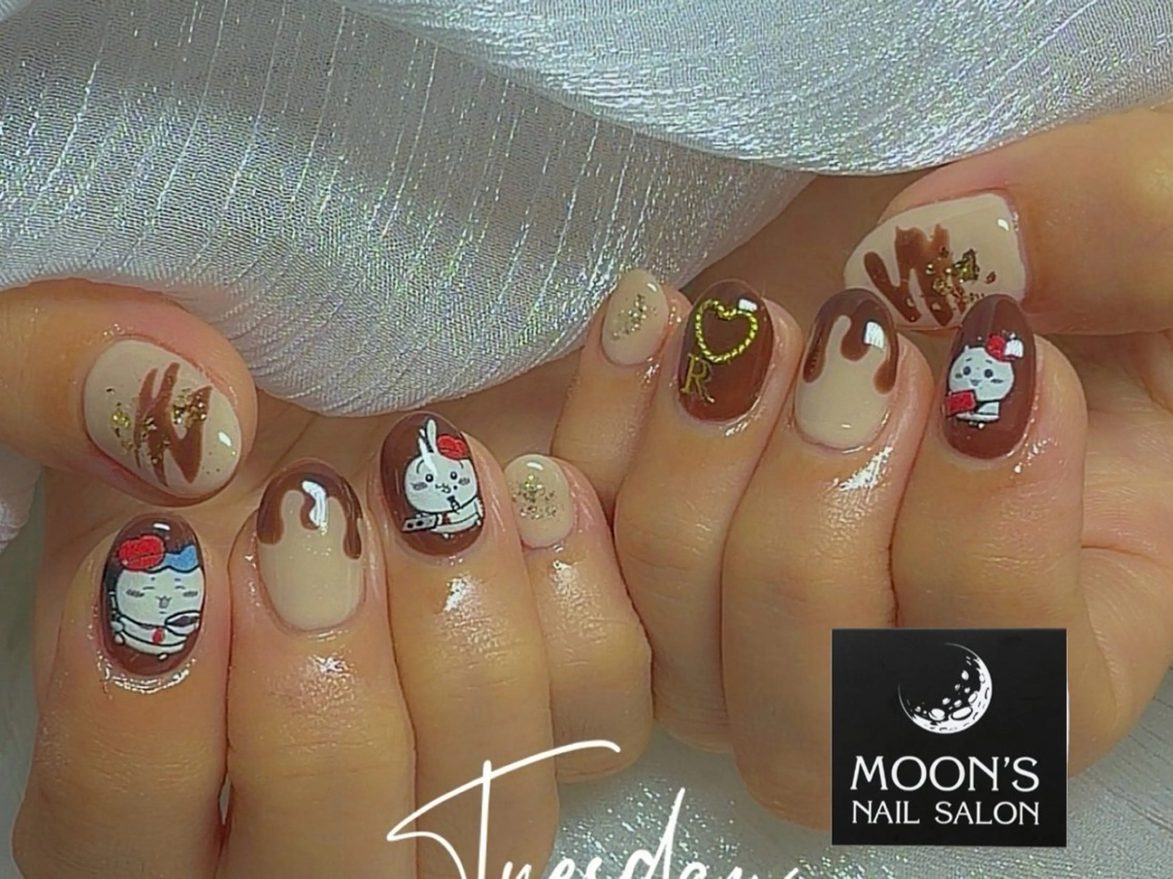 ネイル 持ち込み Moons nail 💅✨のネイルデザイン