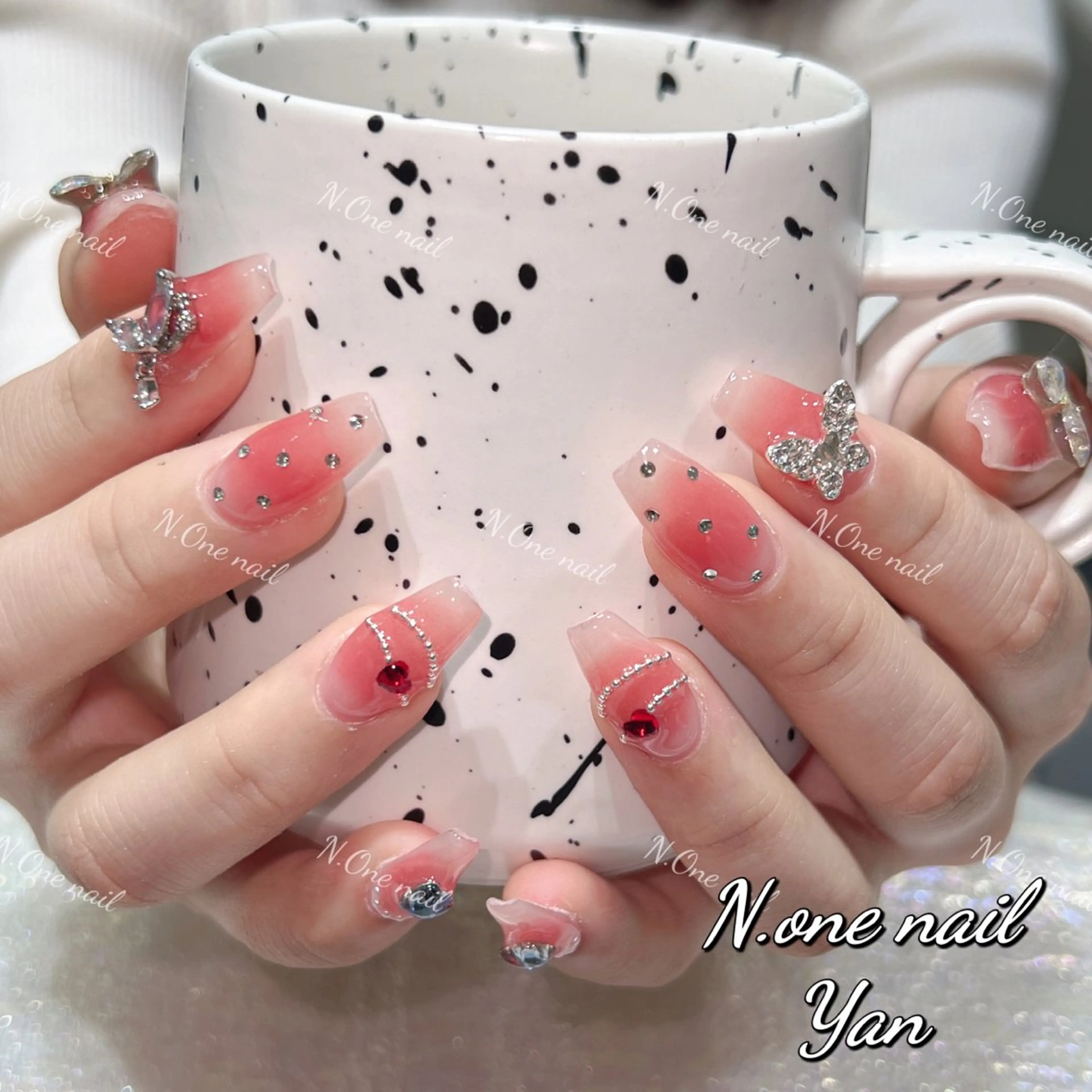 ネイル 長いだし/スカルプ/ パラシェルN.oneのネイルデザイン