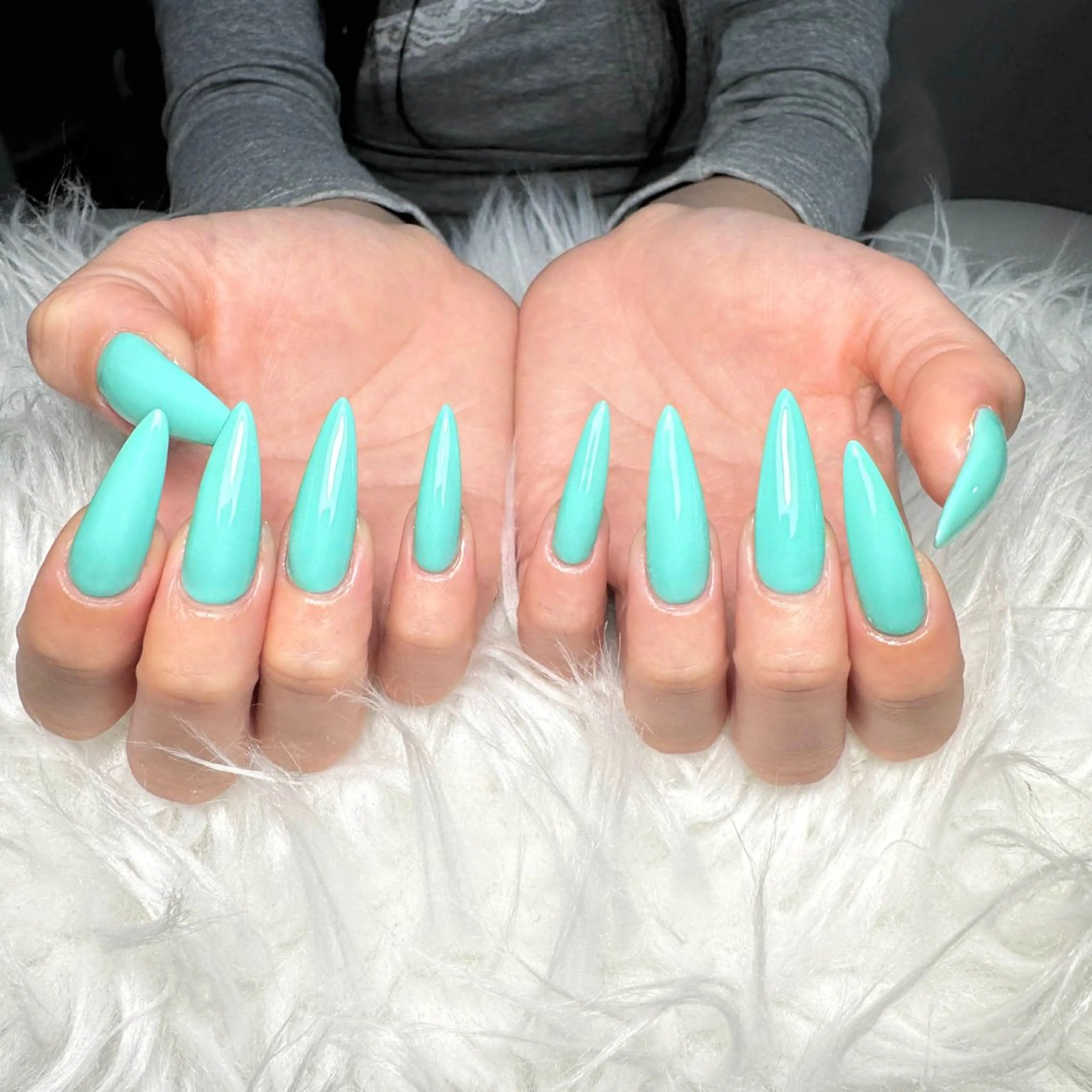 ネイル ハンドネイル T.Lee Nail Lilyのネイルデザイン