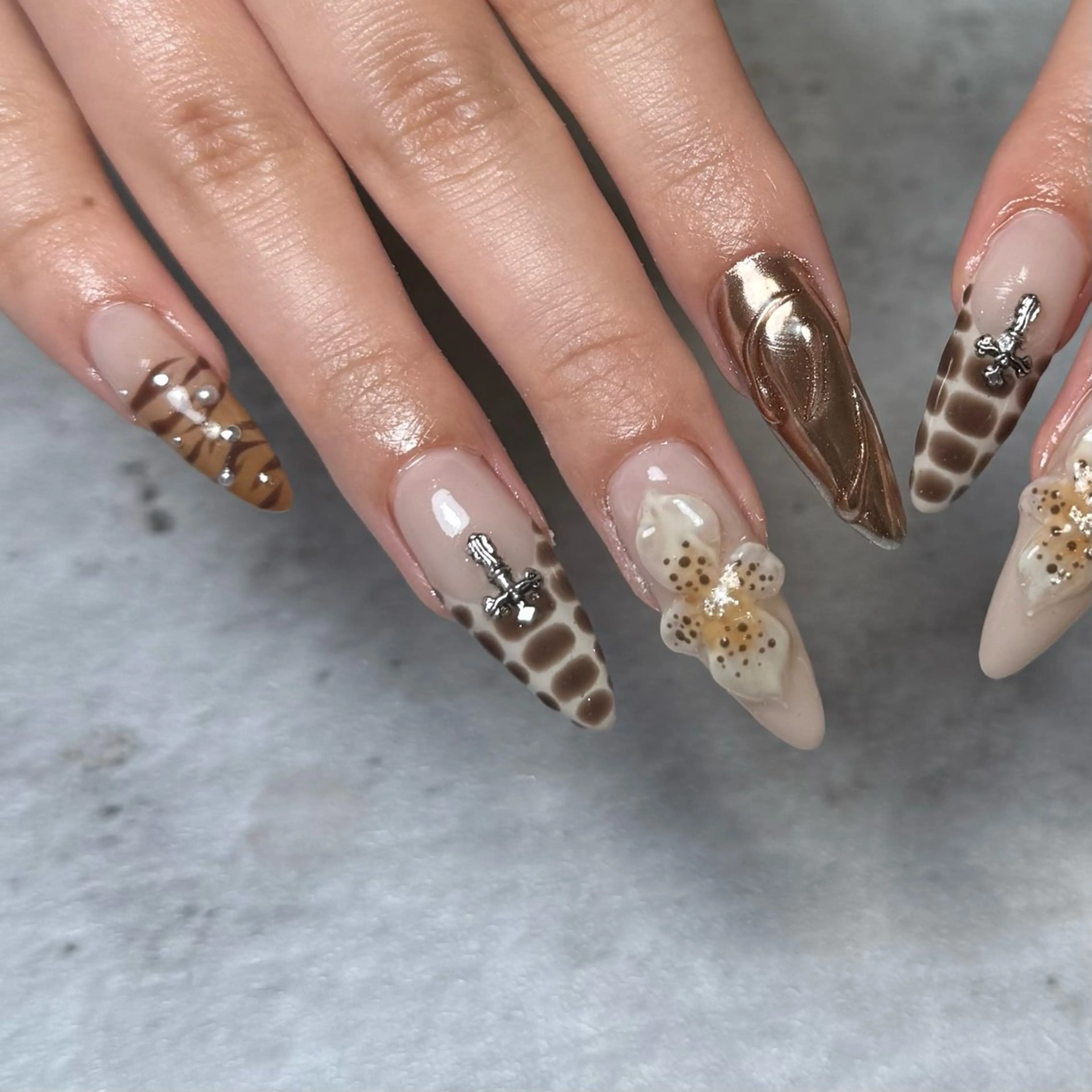 ネイル ハンドネイル are you nailのネイルデザイン