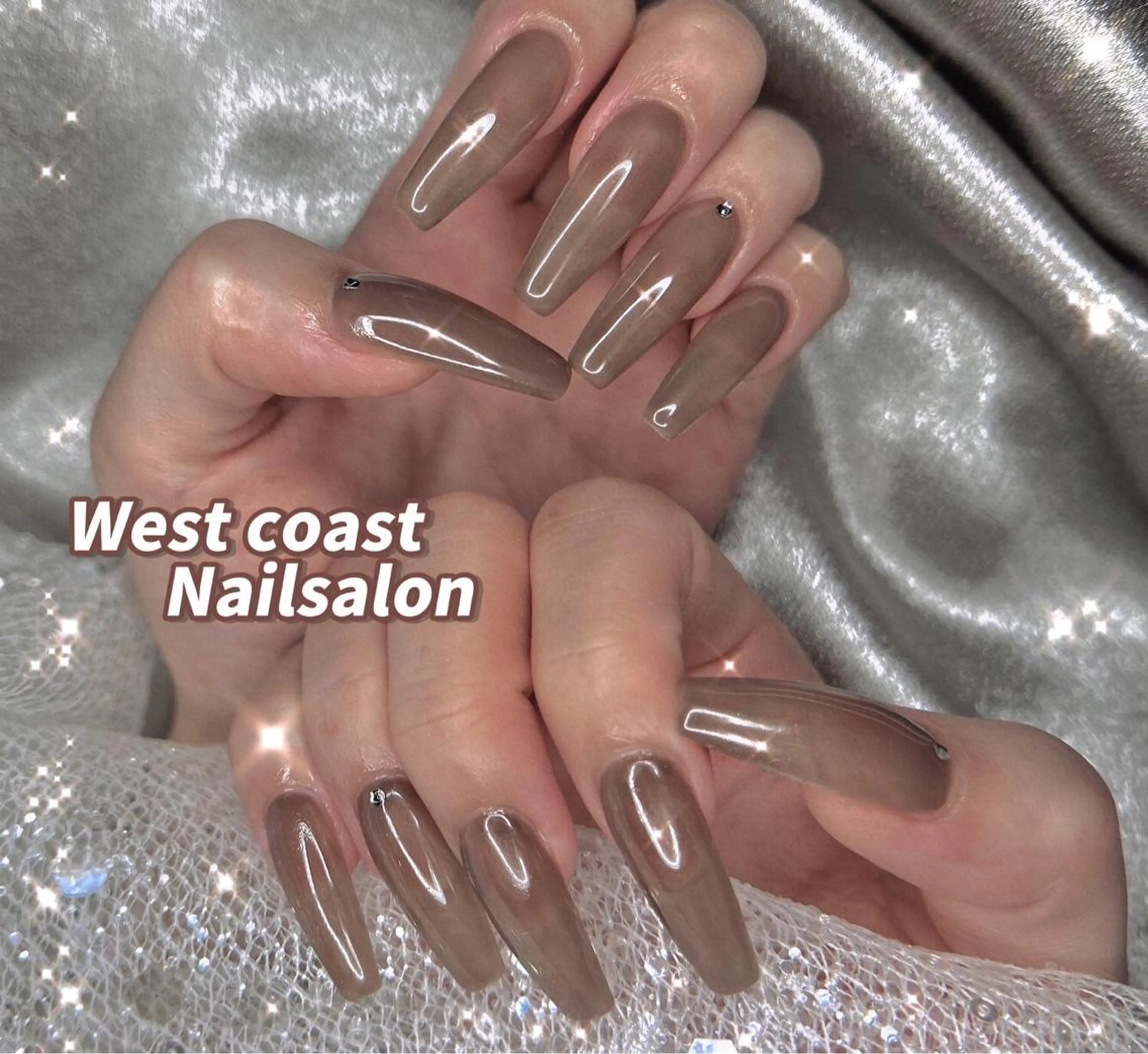 ネイル ブラウン ジェルネイル 韓国ネイル ラメ(グリッター) ワンカラーネイル リボン、ガーリー パーツ放題専門店のネイルデザイン