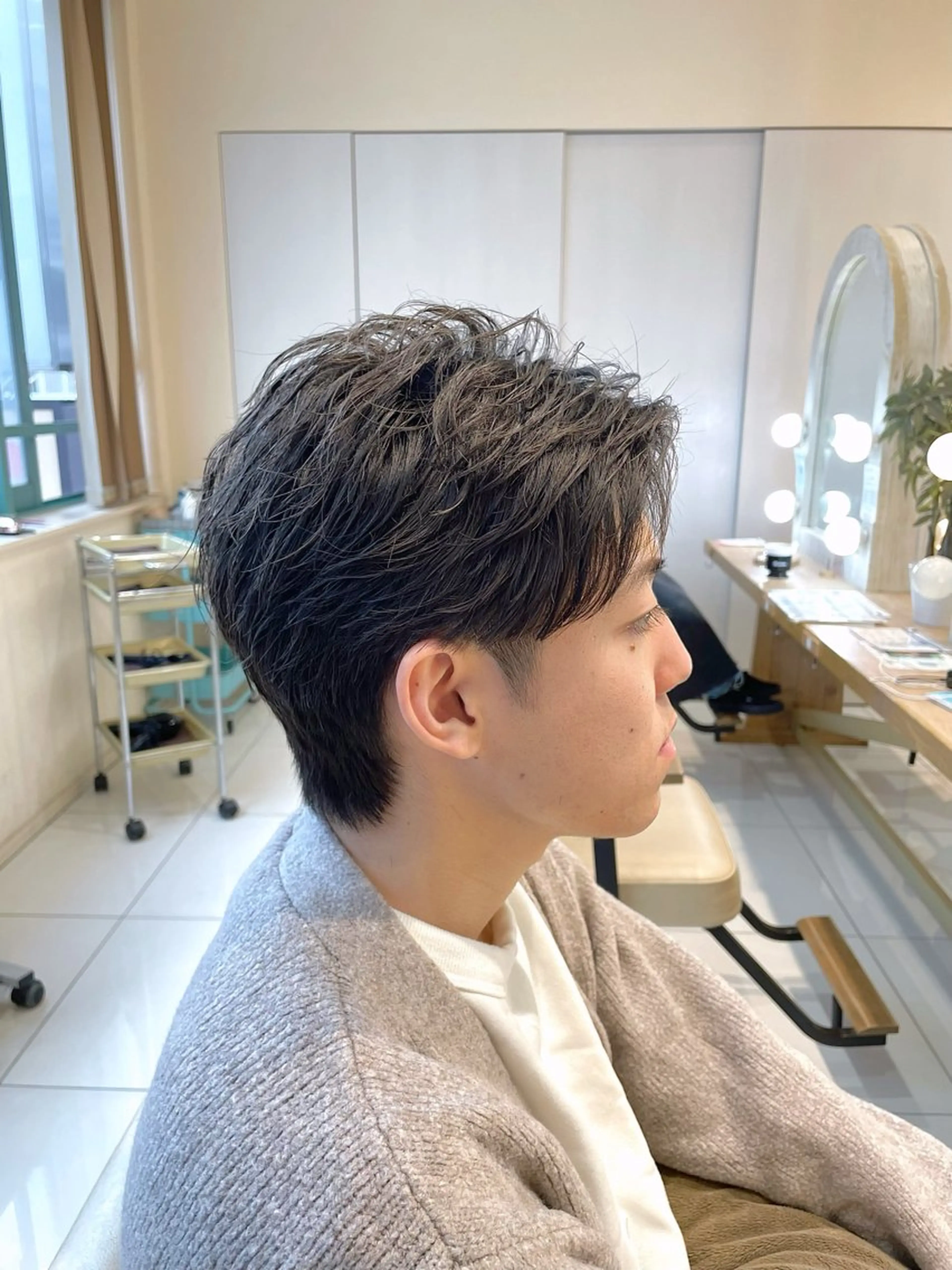 ミディアム パーマ メンズ カット 縮毛矯正 本厚木｜縮毛矯正/ 髪質改善/専門サロンのヘアスタイル