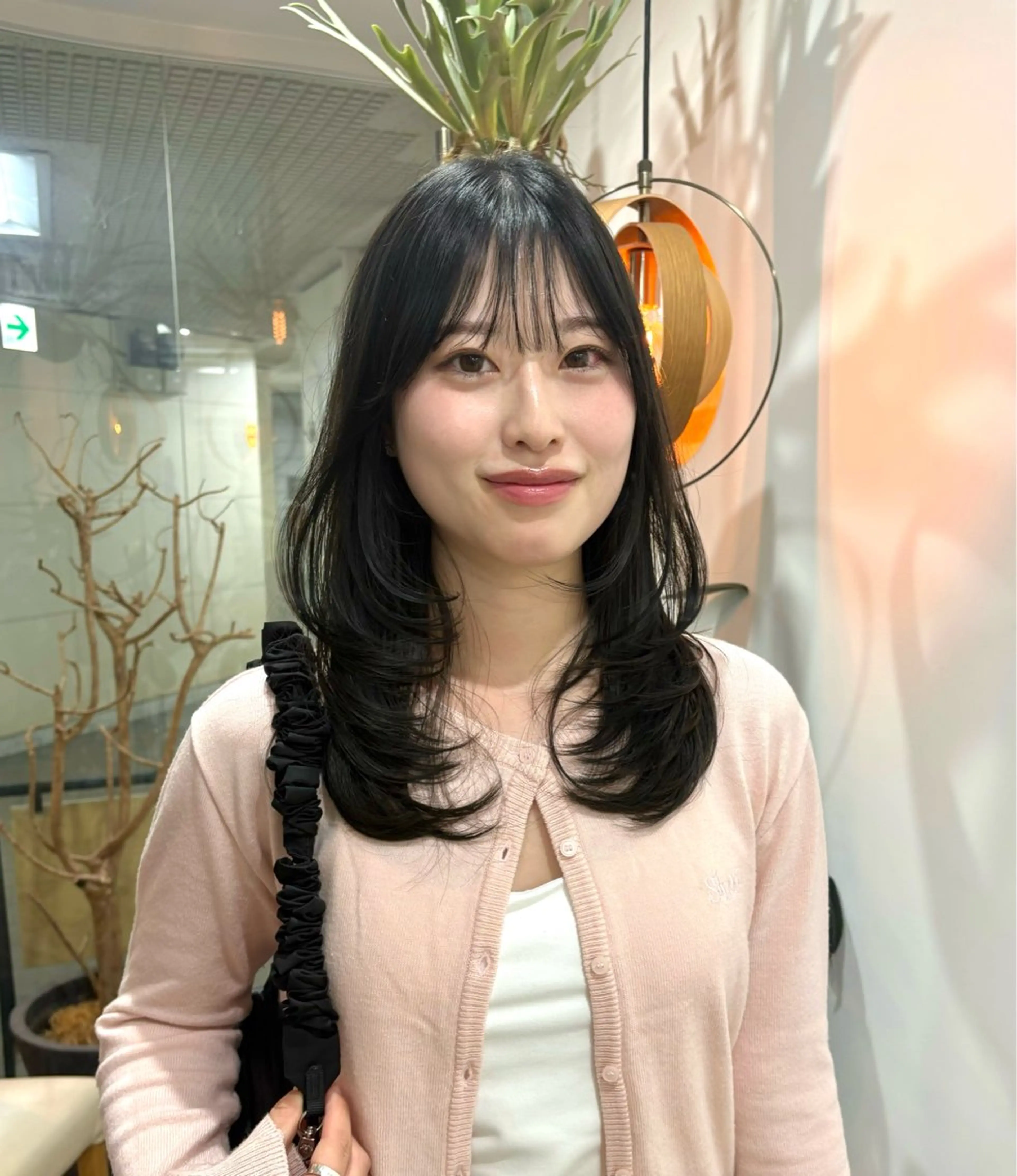 セミロング カット ヘアカラー トリートメント 似合わせヘア/透明感 カラー/ Rioのヘアスタイル