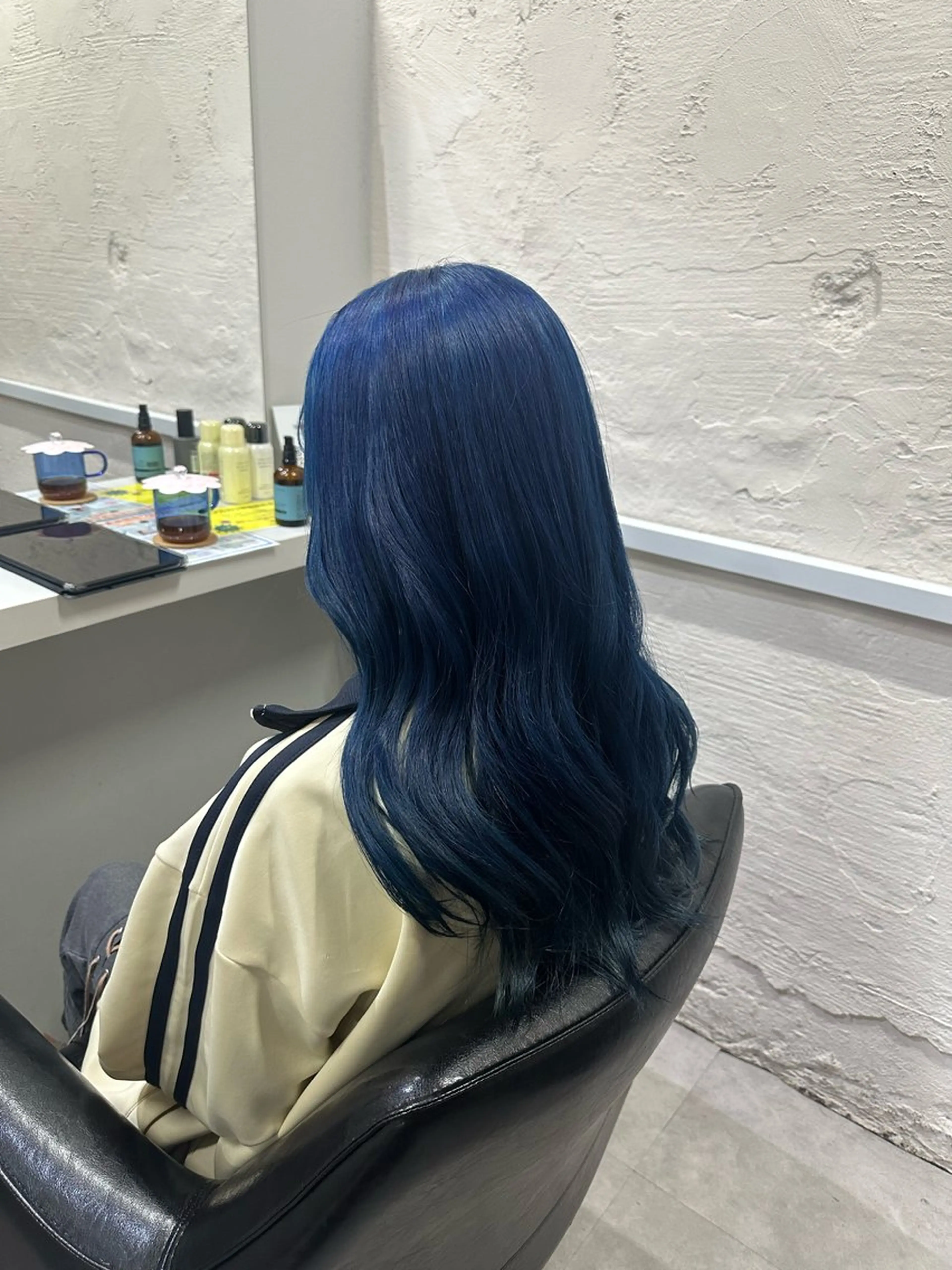 ロング カラー ブルーカラー ヘアカラー tokute よしかわなお🍒のヘアスタイル