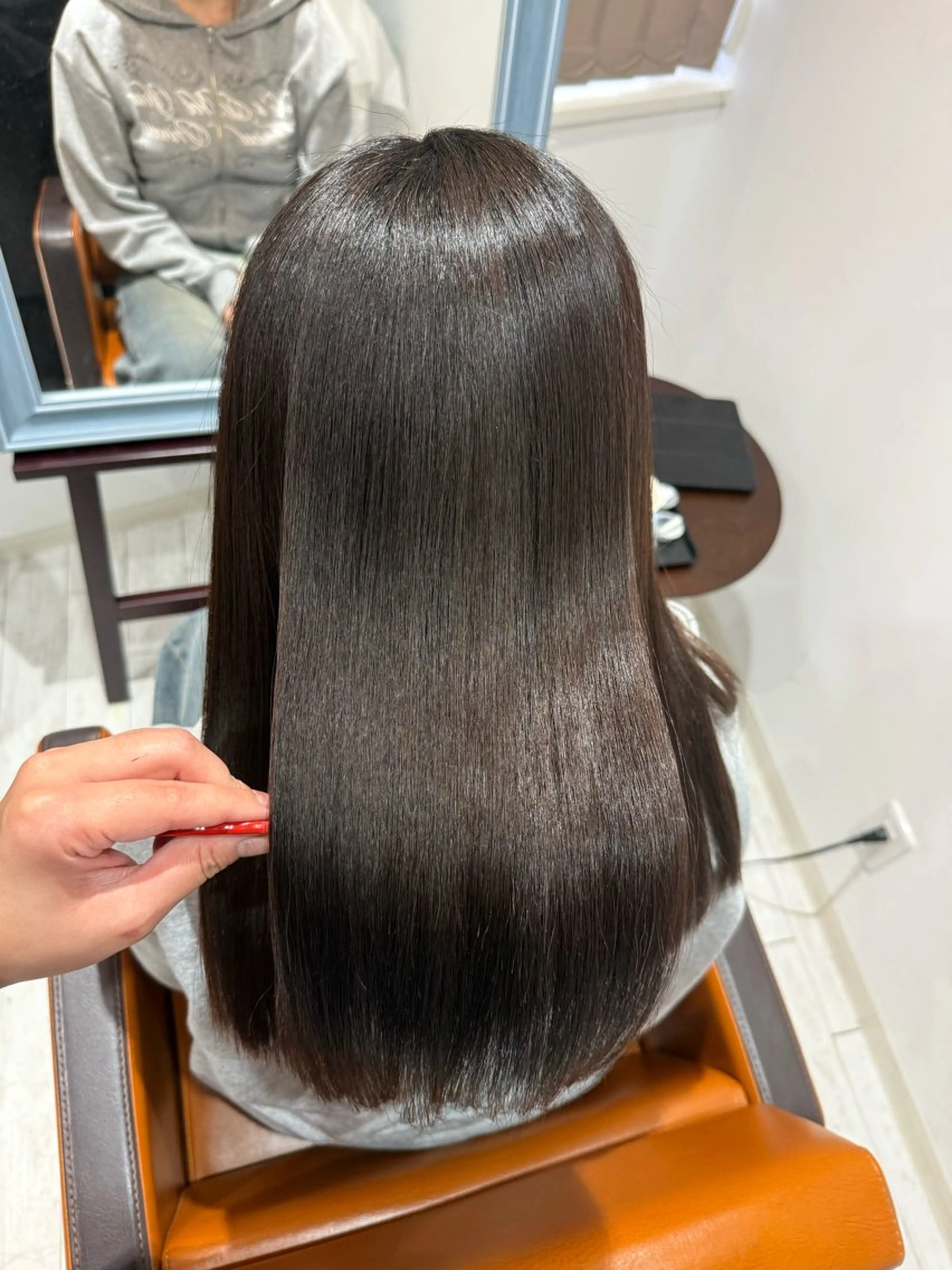 セミロング カット 縮毛矯正 トリートメント 🍊髪質改善🍊縮毛 矯正🍊濱野紗奈🍊のヘアスタイル