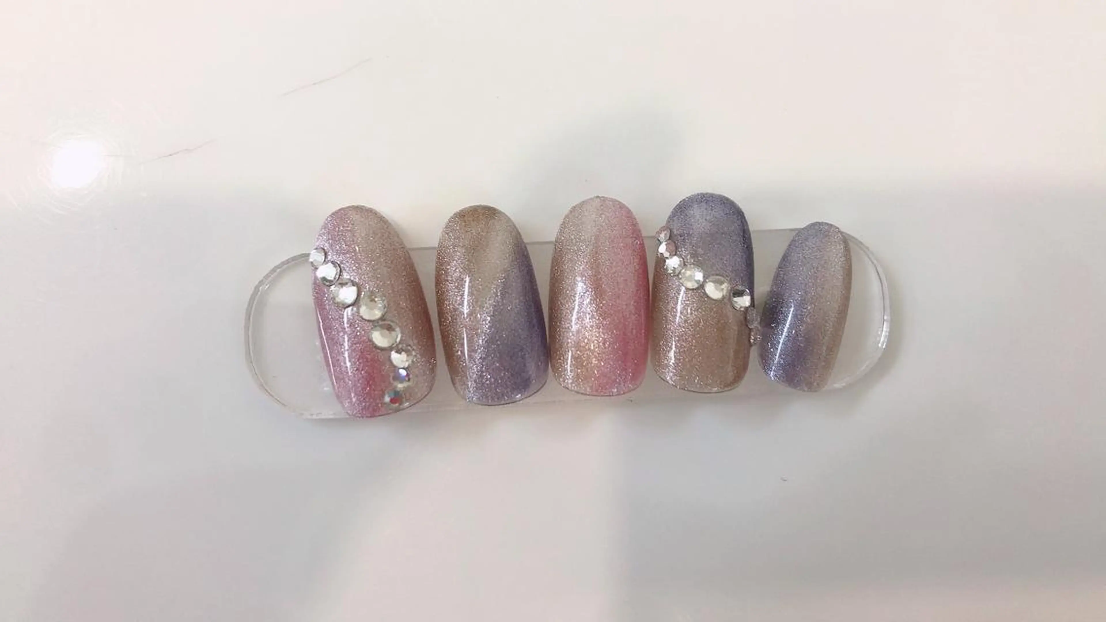 ネイル フラッシュネイル フットネイル フレンチネイル ジェルネイル ガラスフレンチ brilliant s.kのネイルデザイン