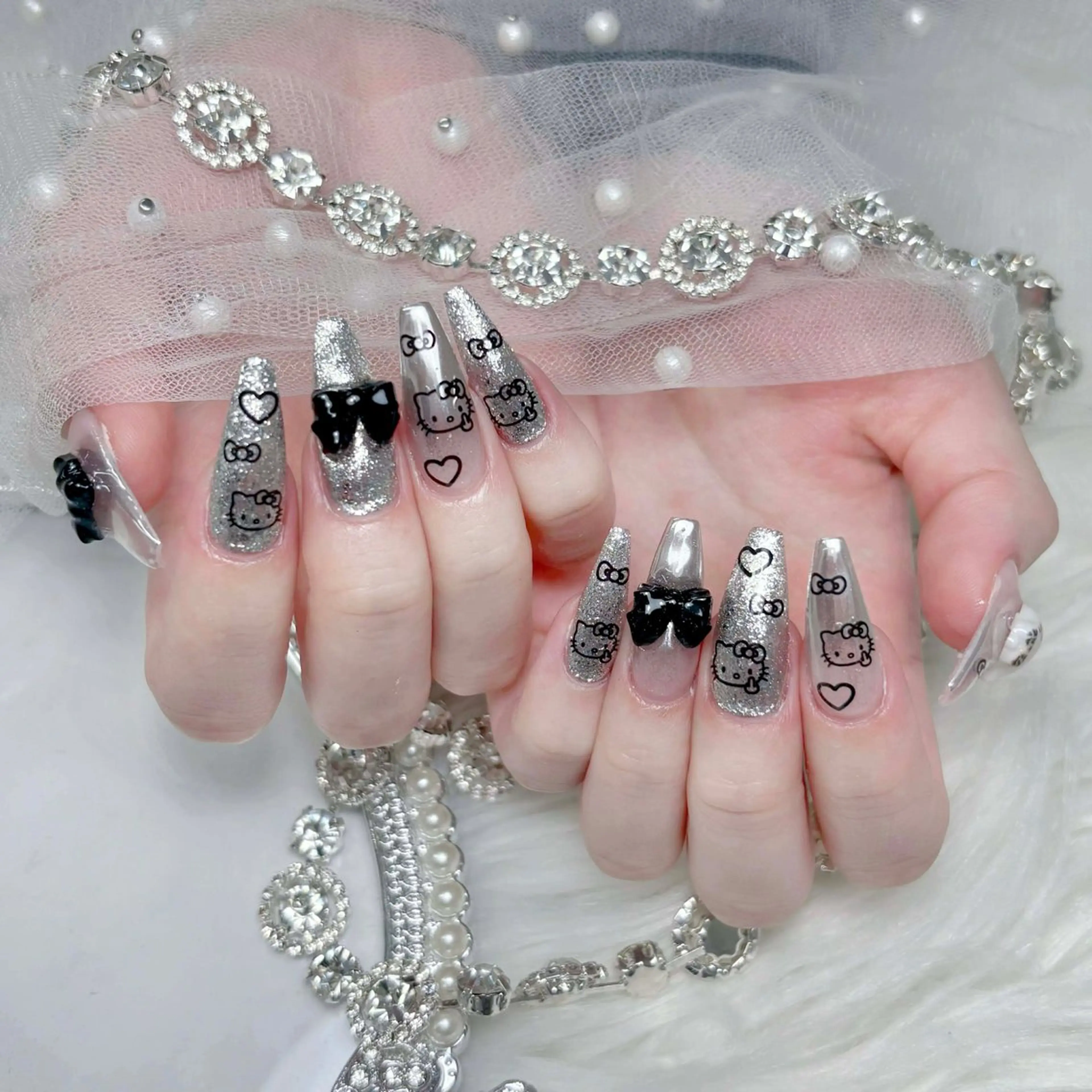 ネイル ハンドネイル ハンドケア いちご ちゃんのネイルデザイン