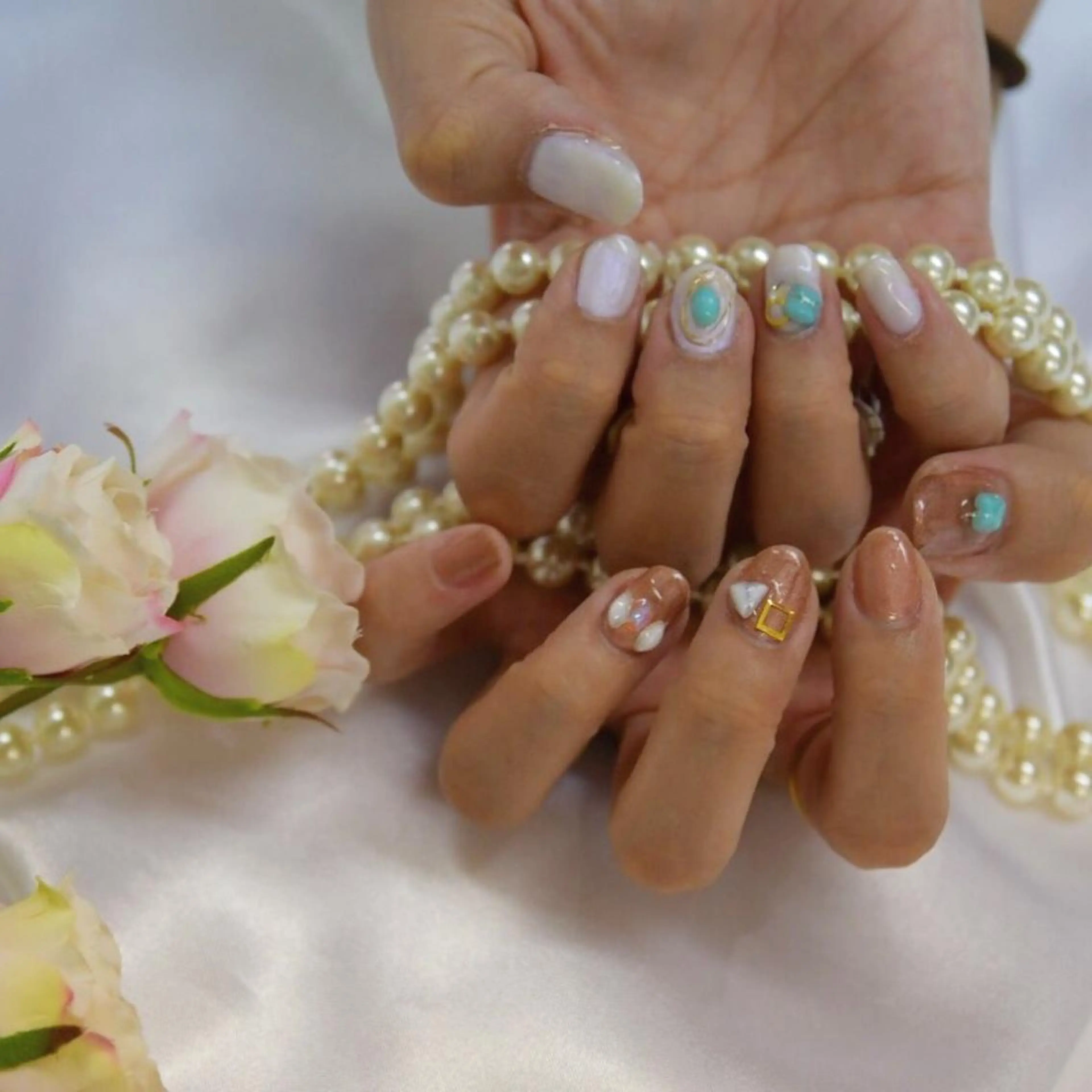 ネイル M MIKIKOのネイルデザイン