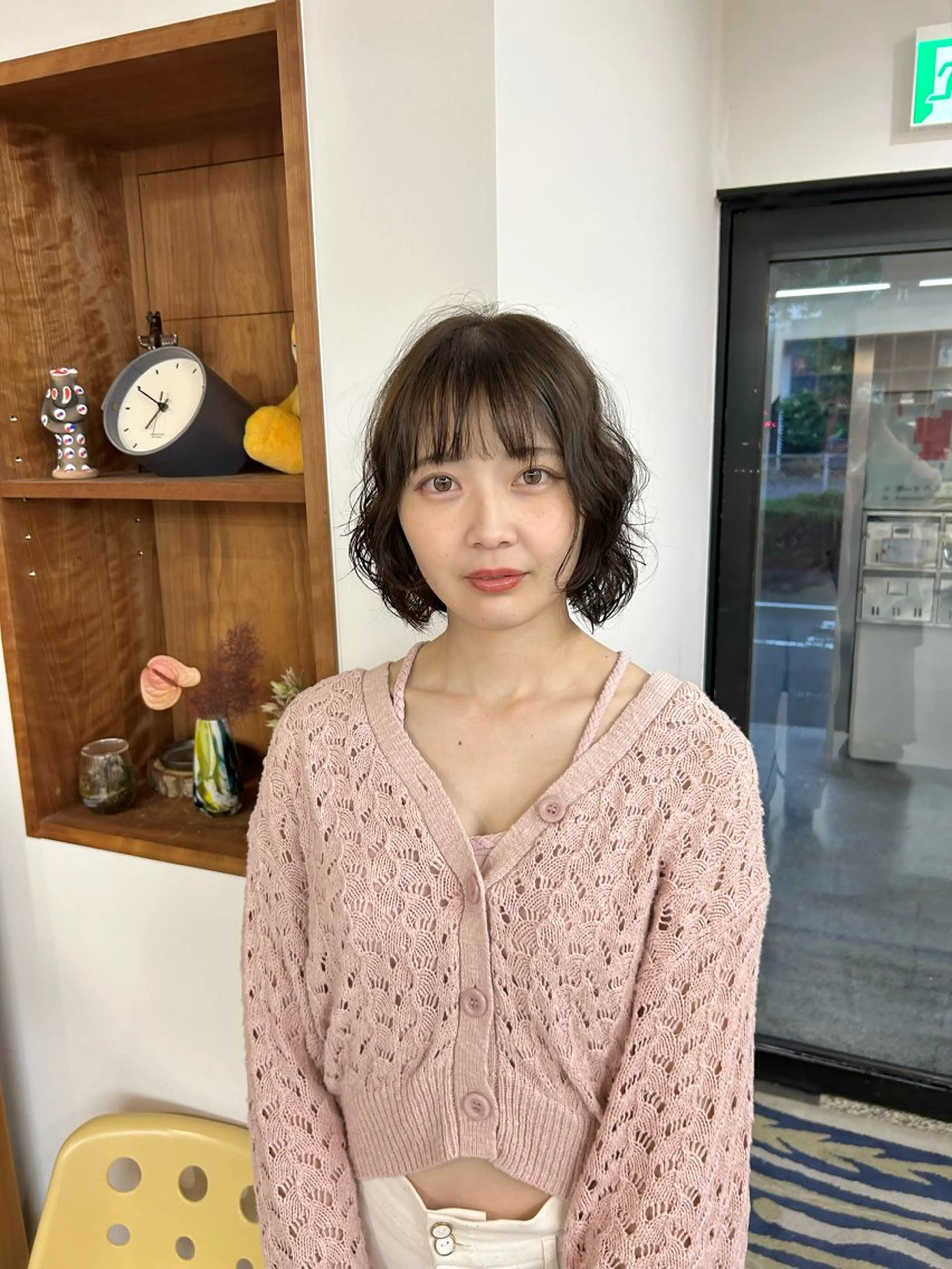 カラー グレージュ 藤原 あかりのヘアスタイル