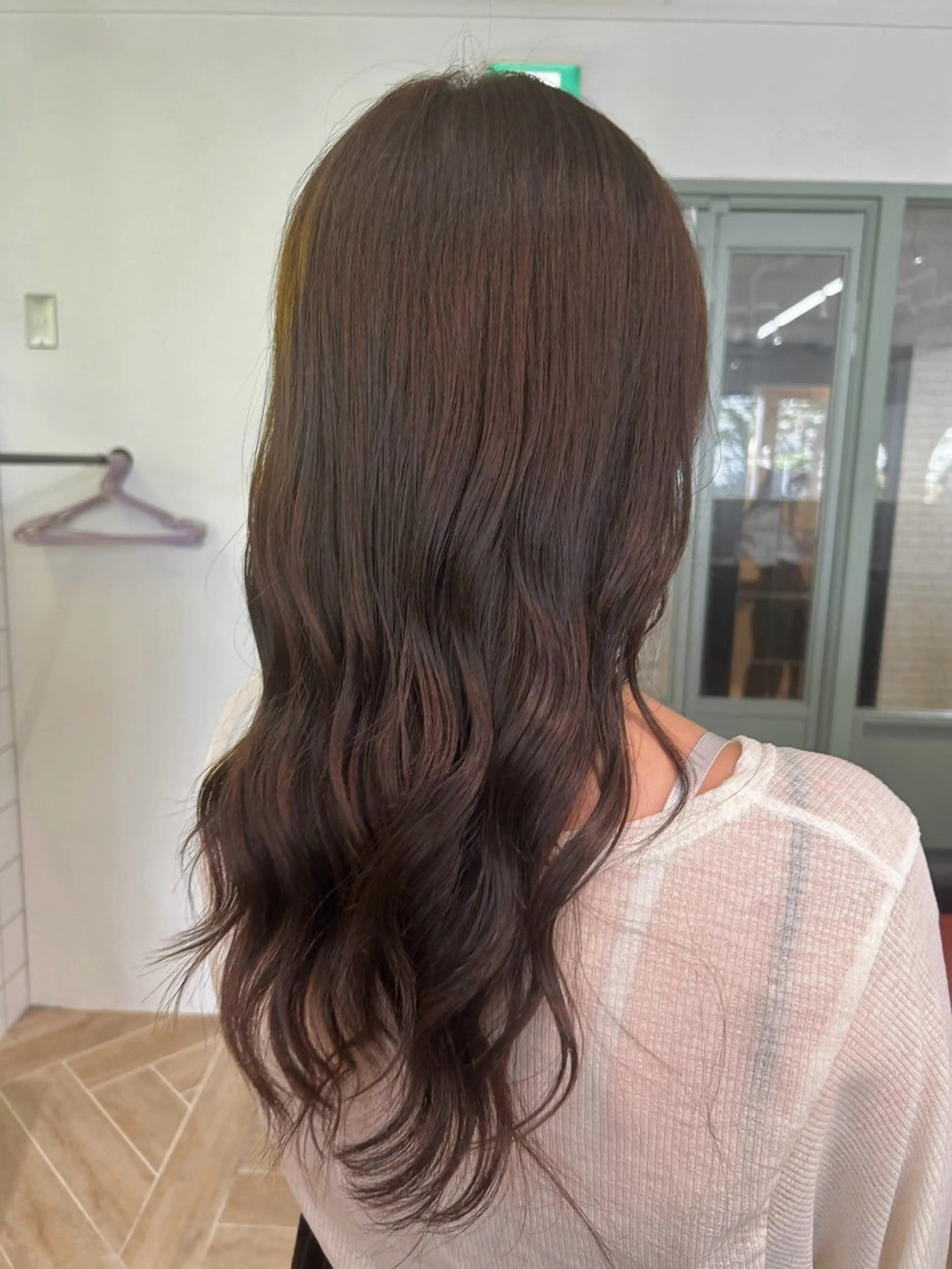 ミディアム カラー ヘアカラー トリートメント ベージュ/ダブルカラ ー/新潟駅/青柳萌果のヘアスタイル