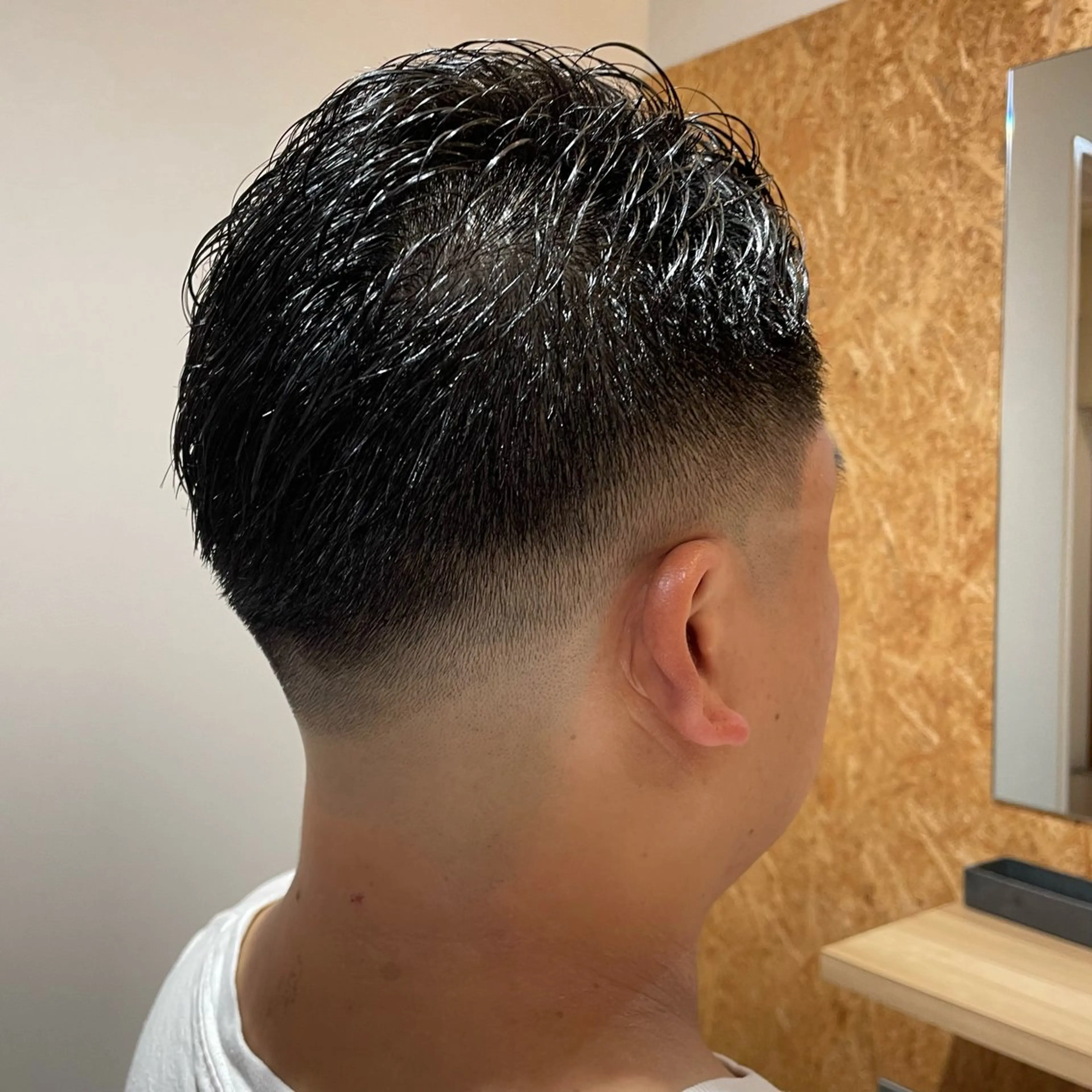 メンズ フェードカット スキンフェード こいけ みきののヘアスタイル