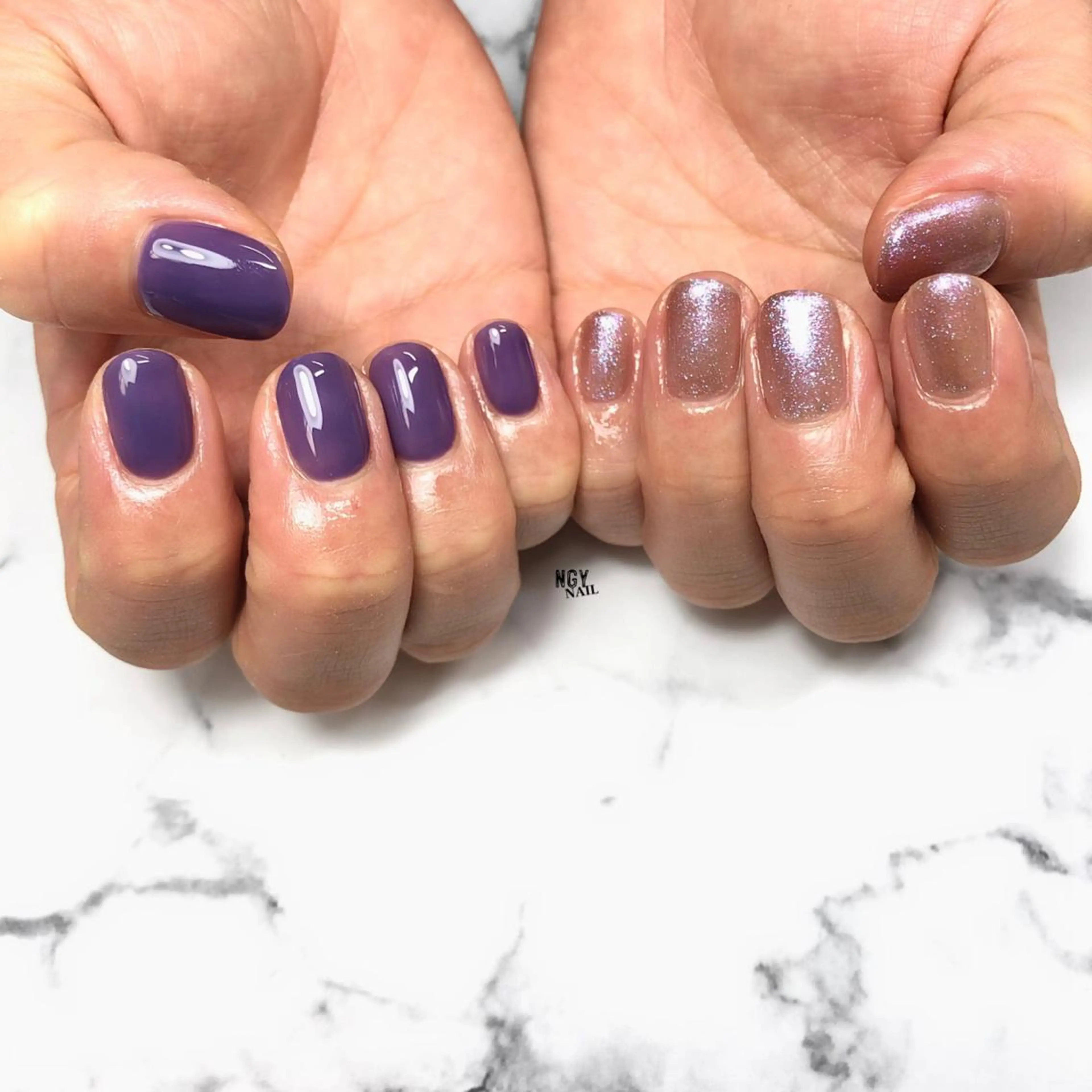 ネイル ラメ(グリッター) 持ち込み ワンカラーネイル パープル ハンドネイル NAIL NOWのネイルデザイン