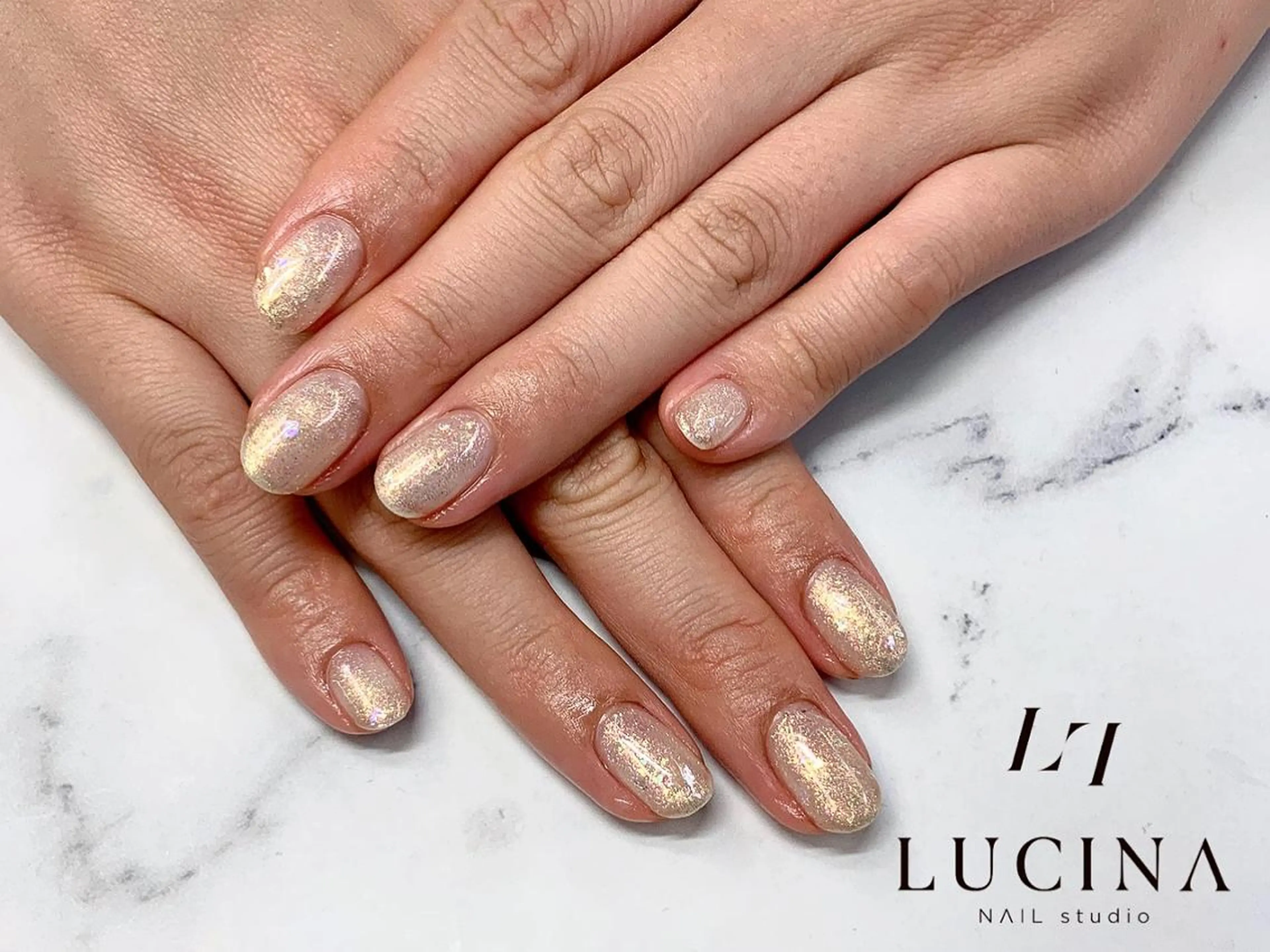 ネイル ワンカラーネイル シンプルネイル 新橋 ルキナ スタッフのネイルデザイン