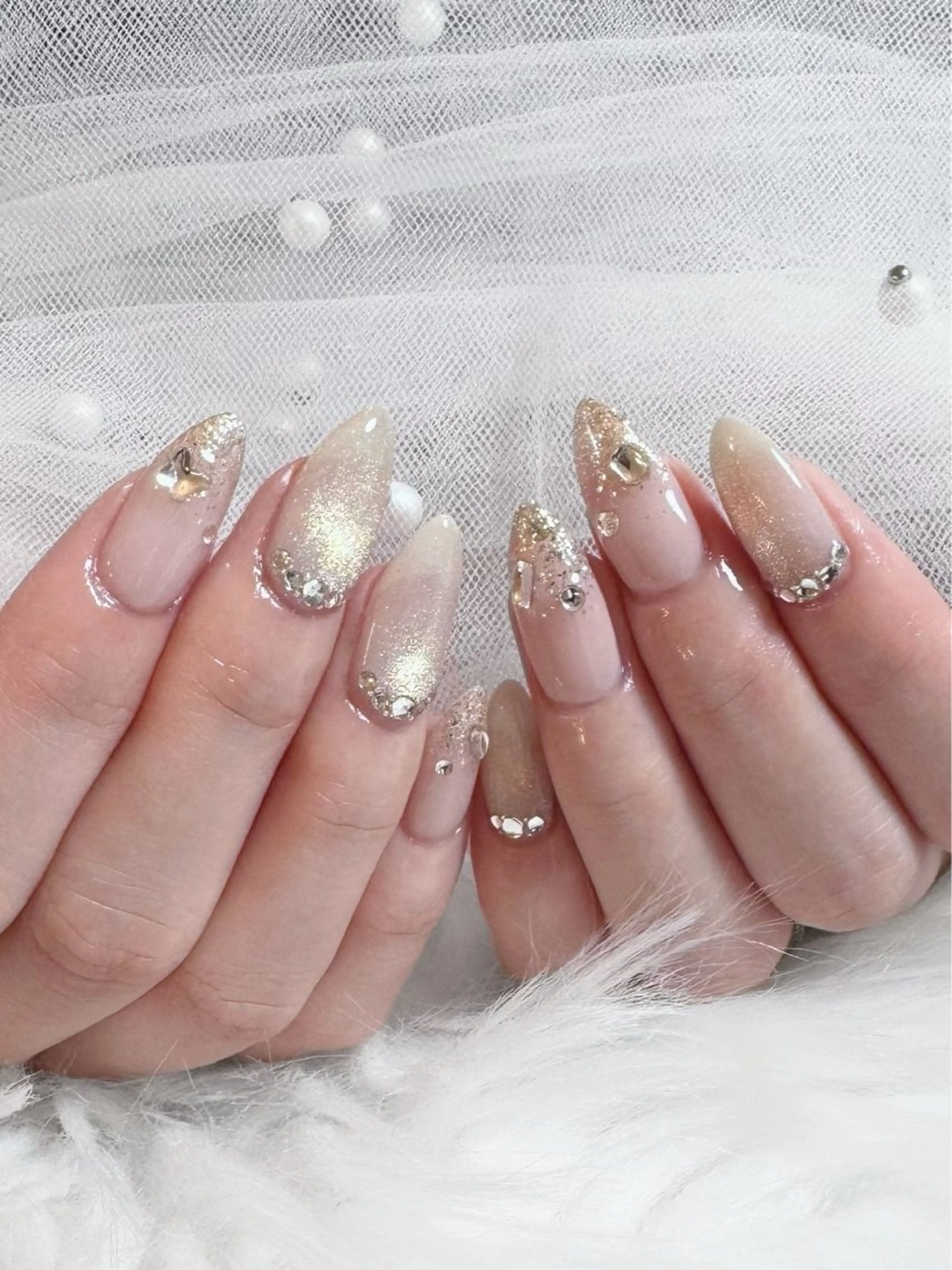 ネイル マグネットネイル ストーンネイル RoseLash【青山一丁目徒歩1分】表参道所属・パリジェンヌ/まつパ RoseLashのネイルデザイン