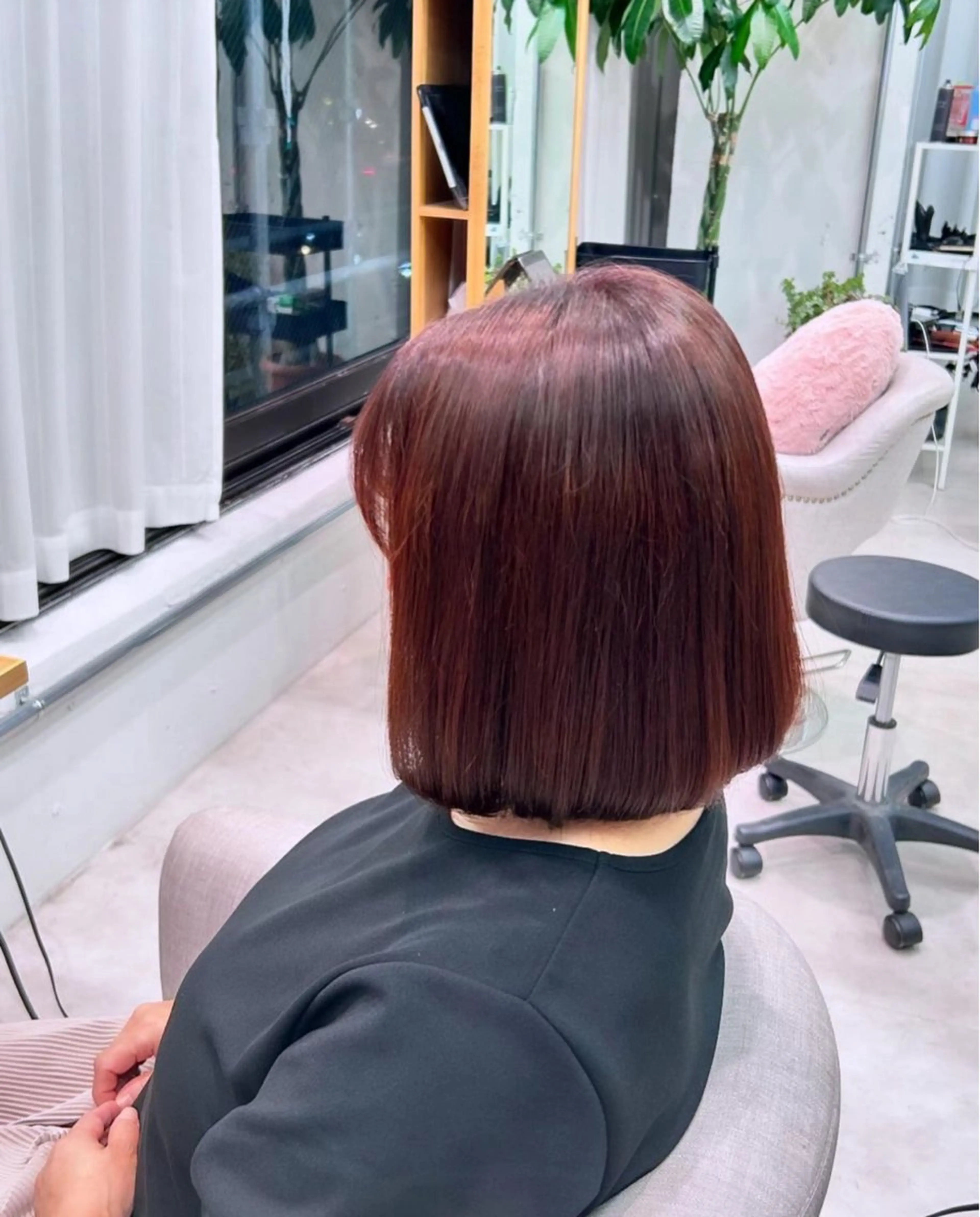 ミディアム 大浦 由希加のヘアスタイル