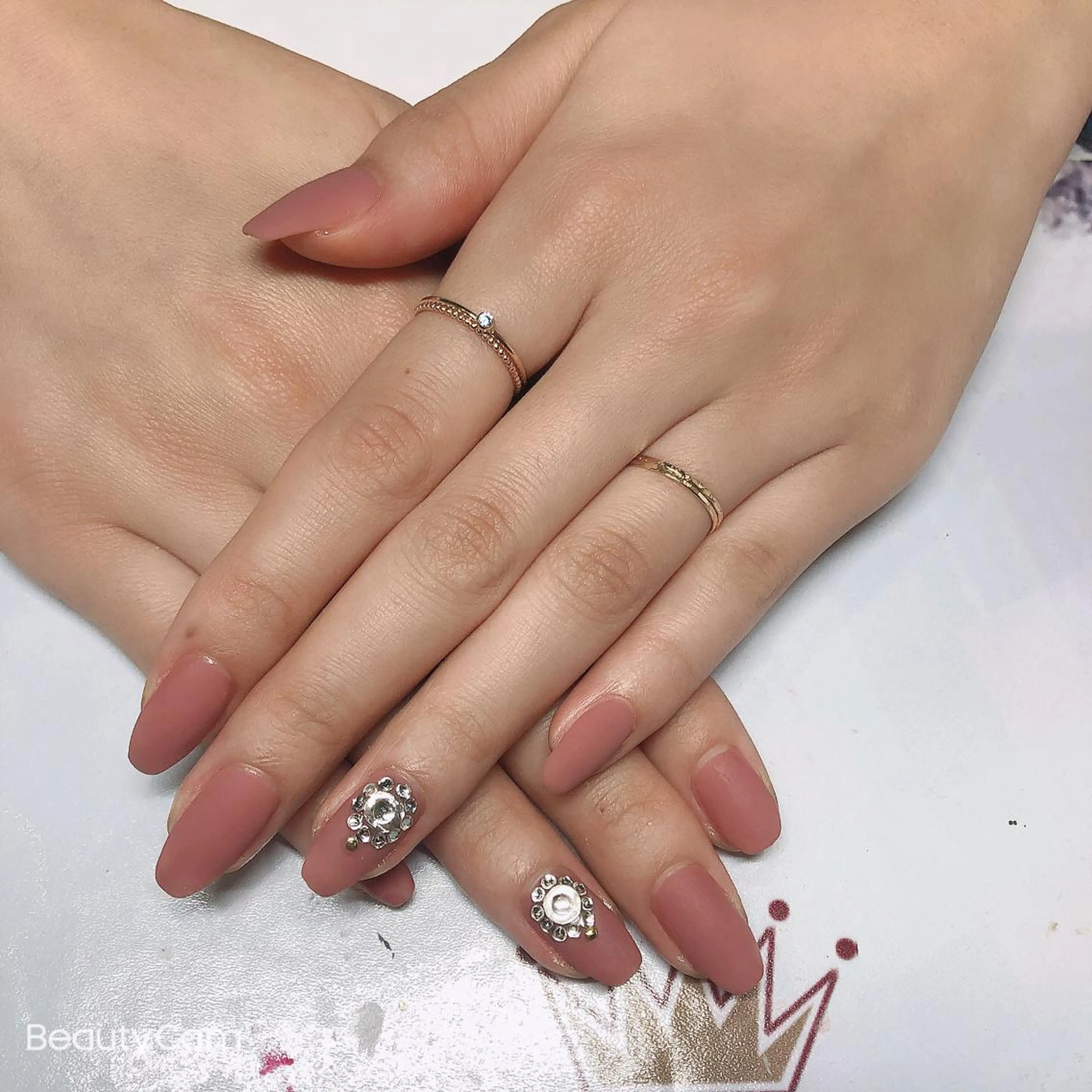 ネイル ガレンドウ 白澤 愛子のネイルデザイン