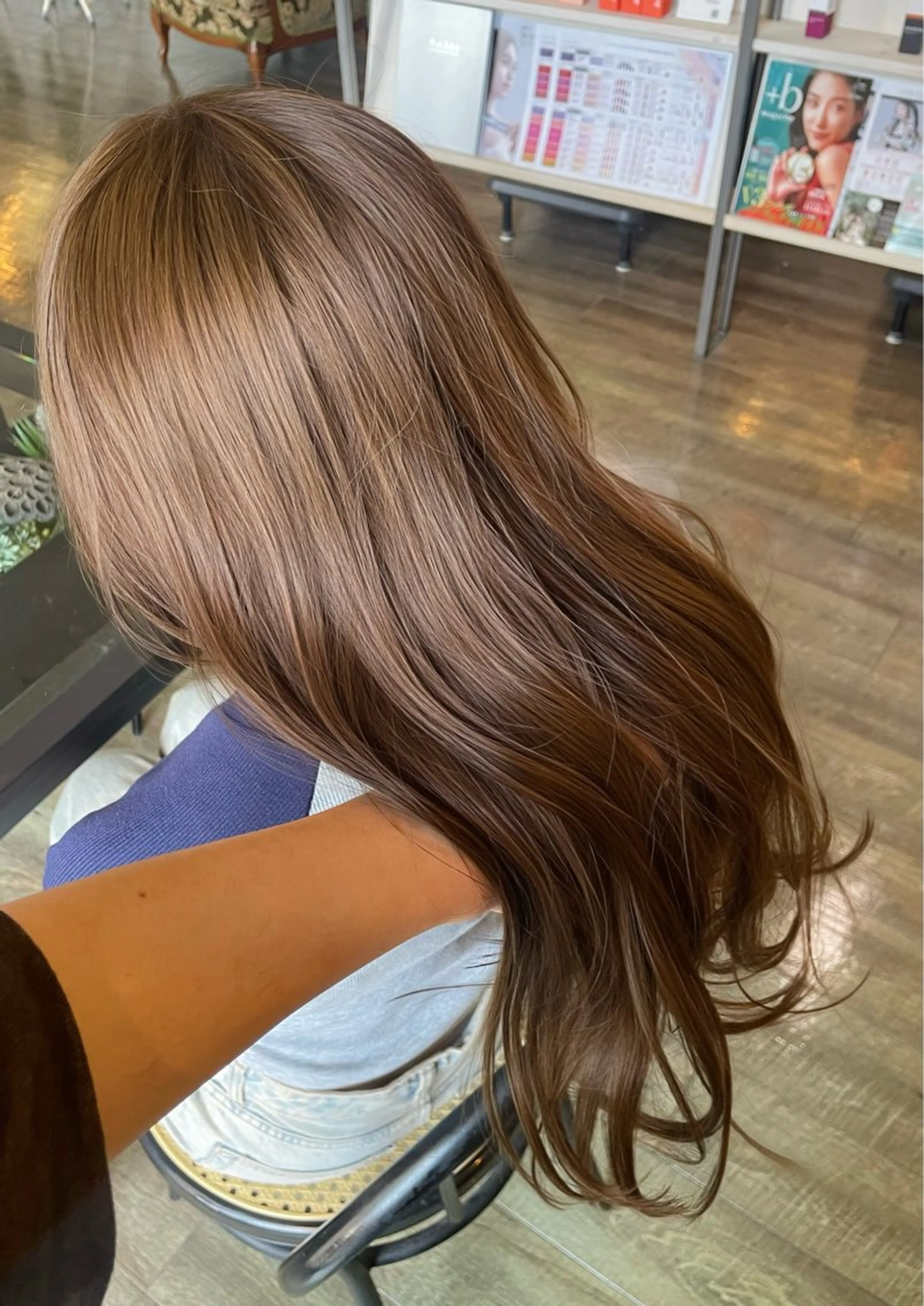 ロング カラー ブラウンカラー トリートメント モテるブラウンカラー の達人Tomoyaのヘアスタイル