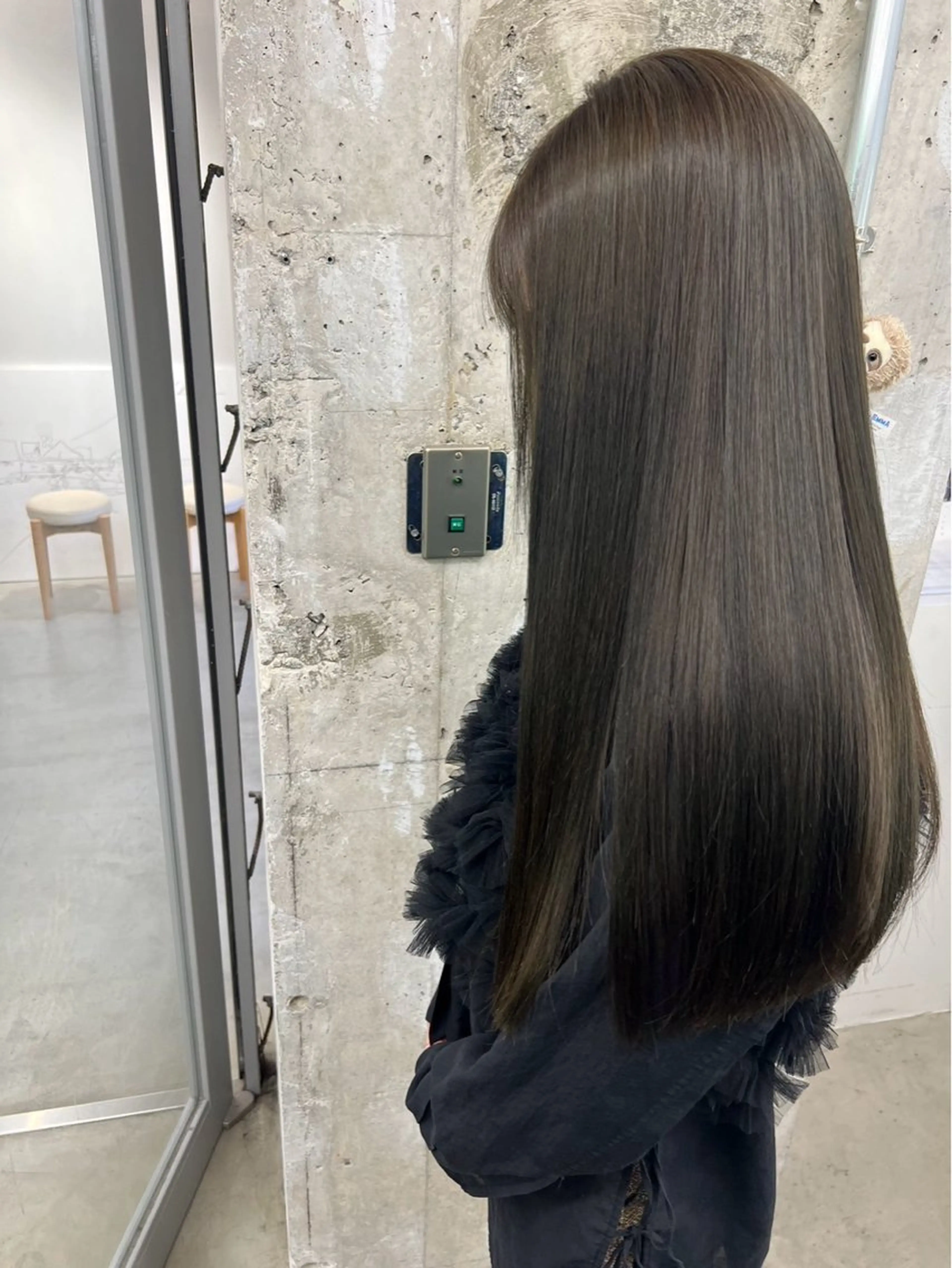 赤味が気になる方にオススメ✨透明感ケアカラー+超音波TOKIOトリートメントの写真