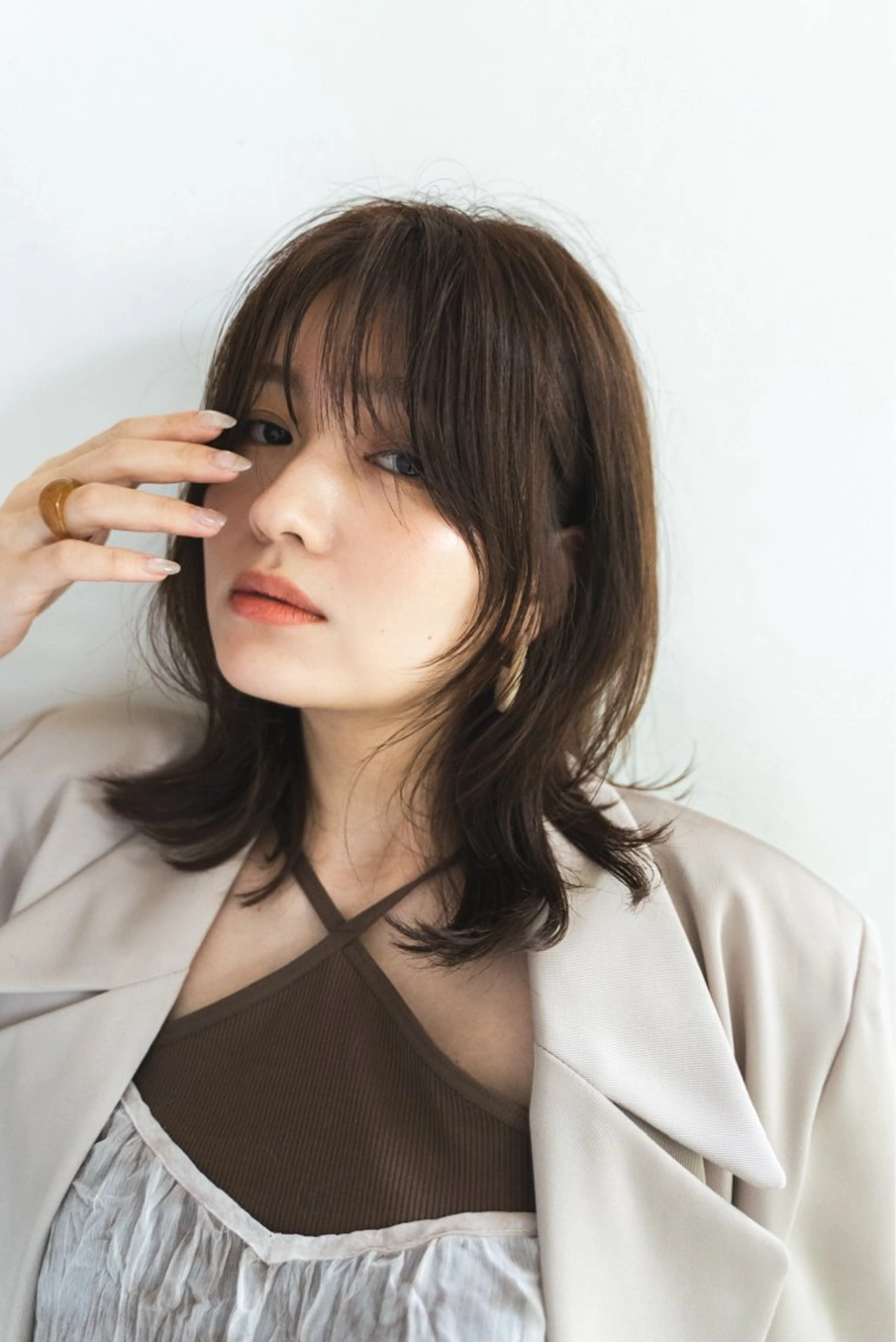 ミディアム コテ巻き/パーマ/艶 透明感/荻原凜太郎のヘアスタイル