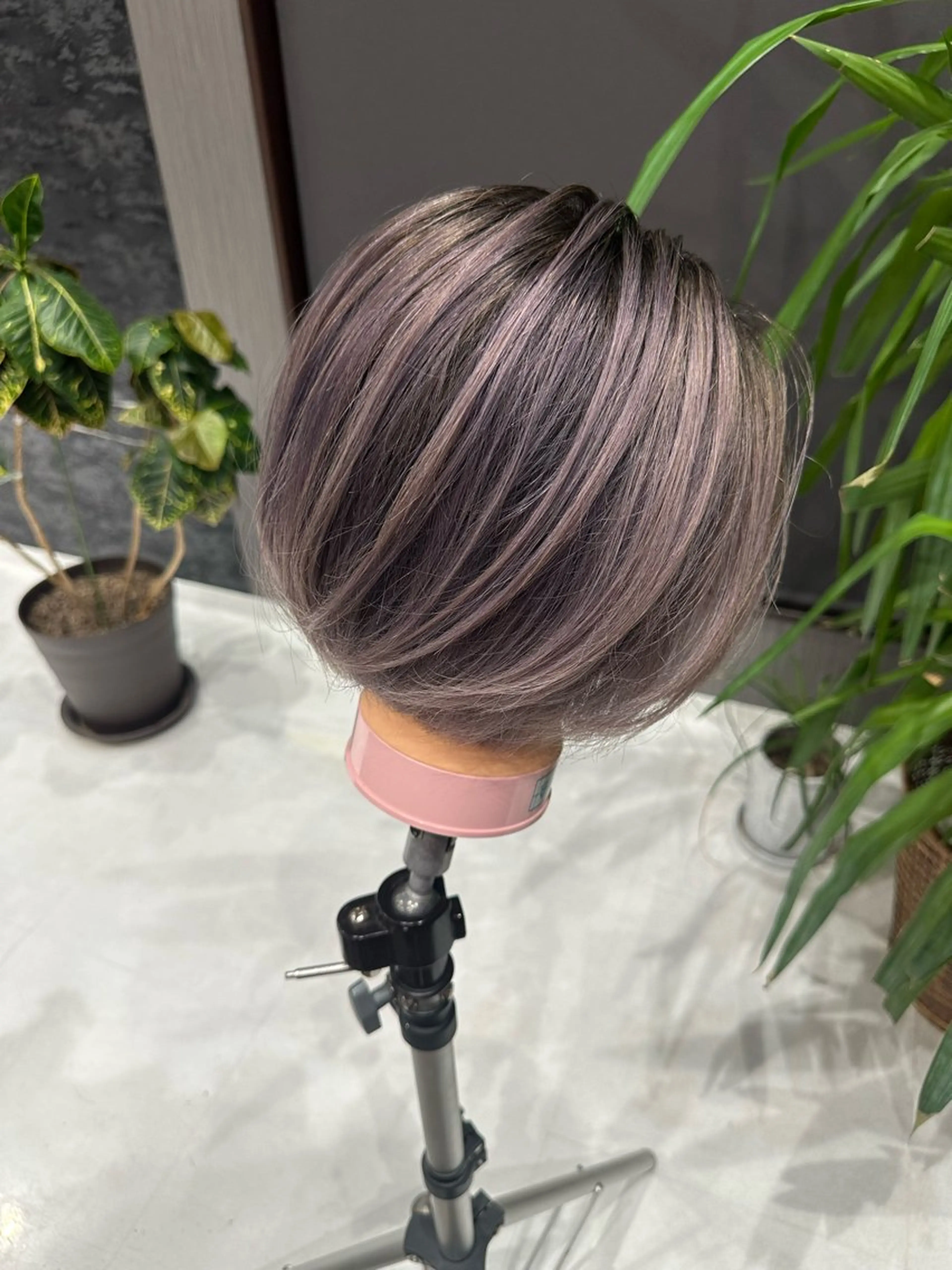 カラー 下小鶴 優治のヘアスタイル