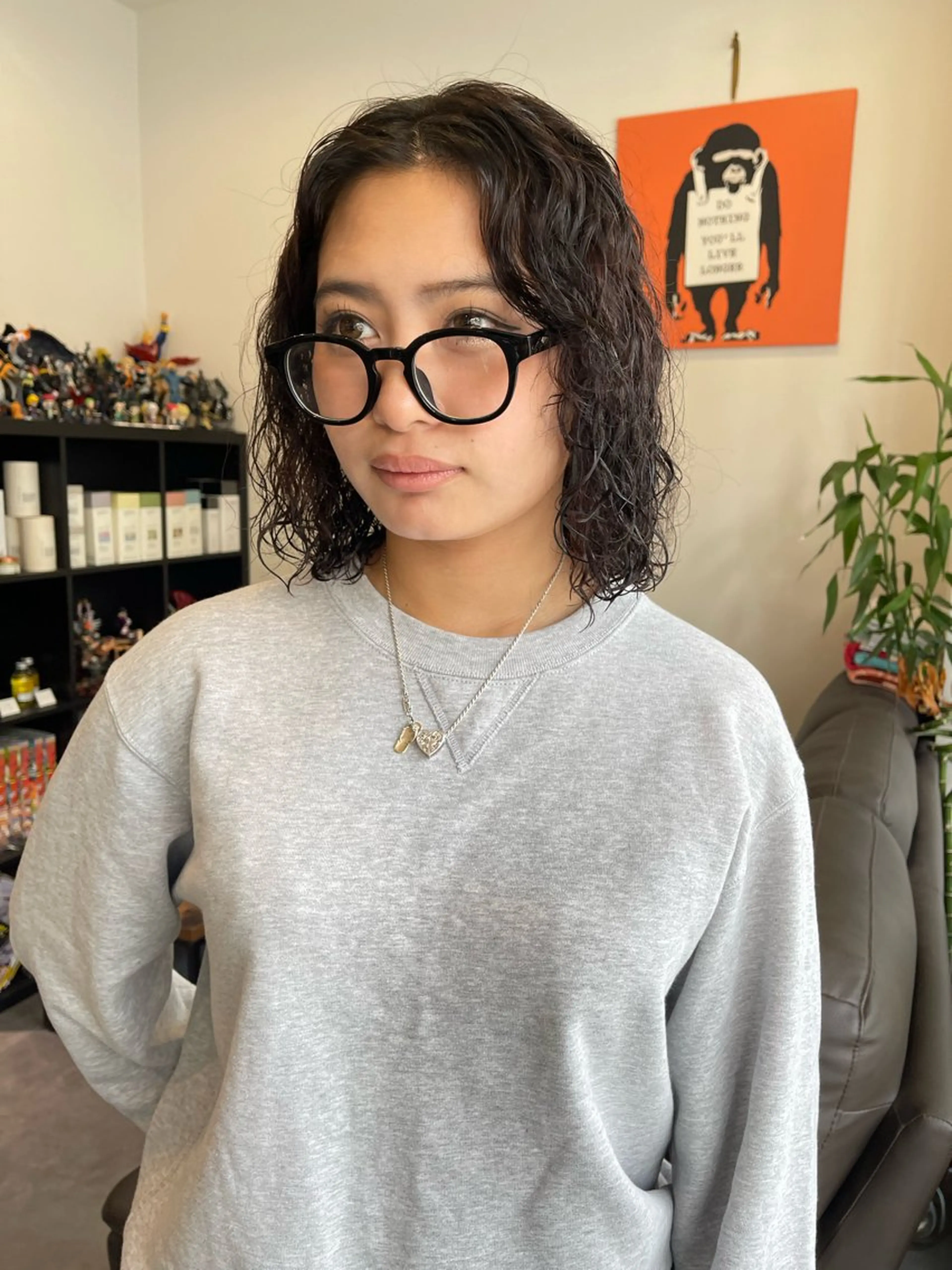 ミディアム パーマ ミディアムパーマ アトム/ウルフ パーマ/レイヤーのヘアスタイル