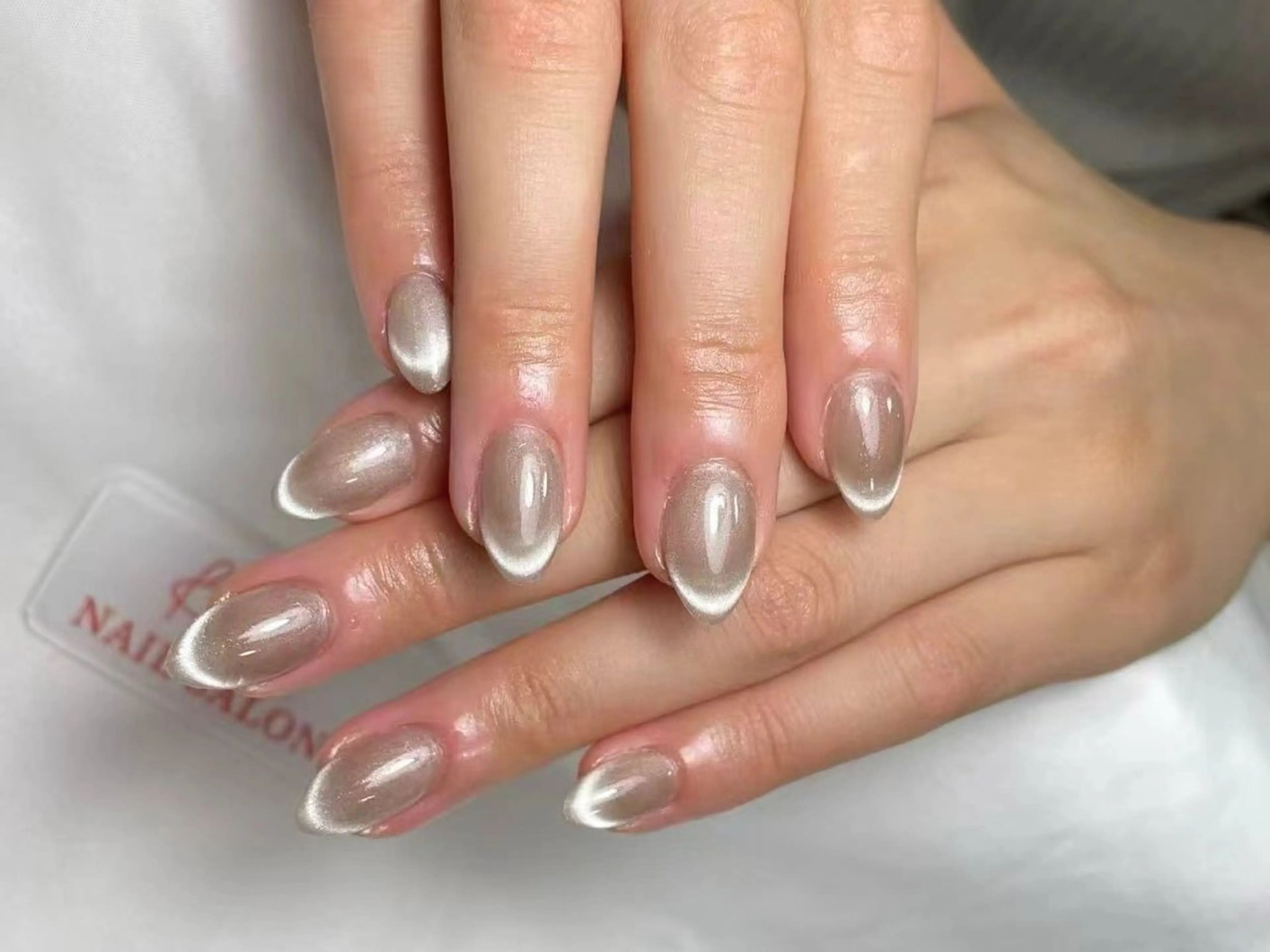 ネイル アートネイル フレンチネイル ジェルネイル グラデーション 韓国ネイル ハンドネイル 💕鈴木ユリ パラジェル/オフ無料のネイルデザイン