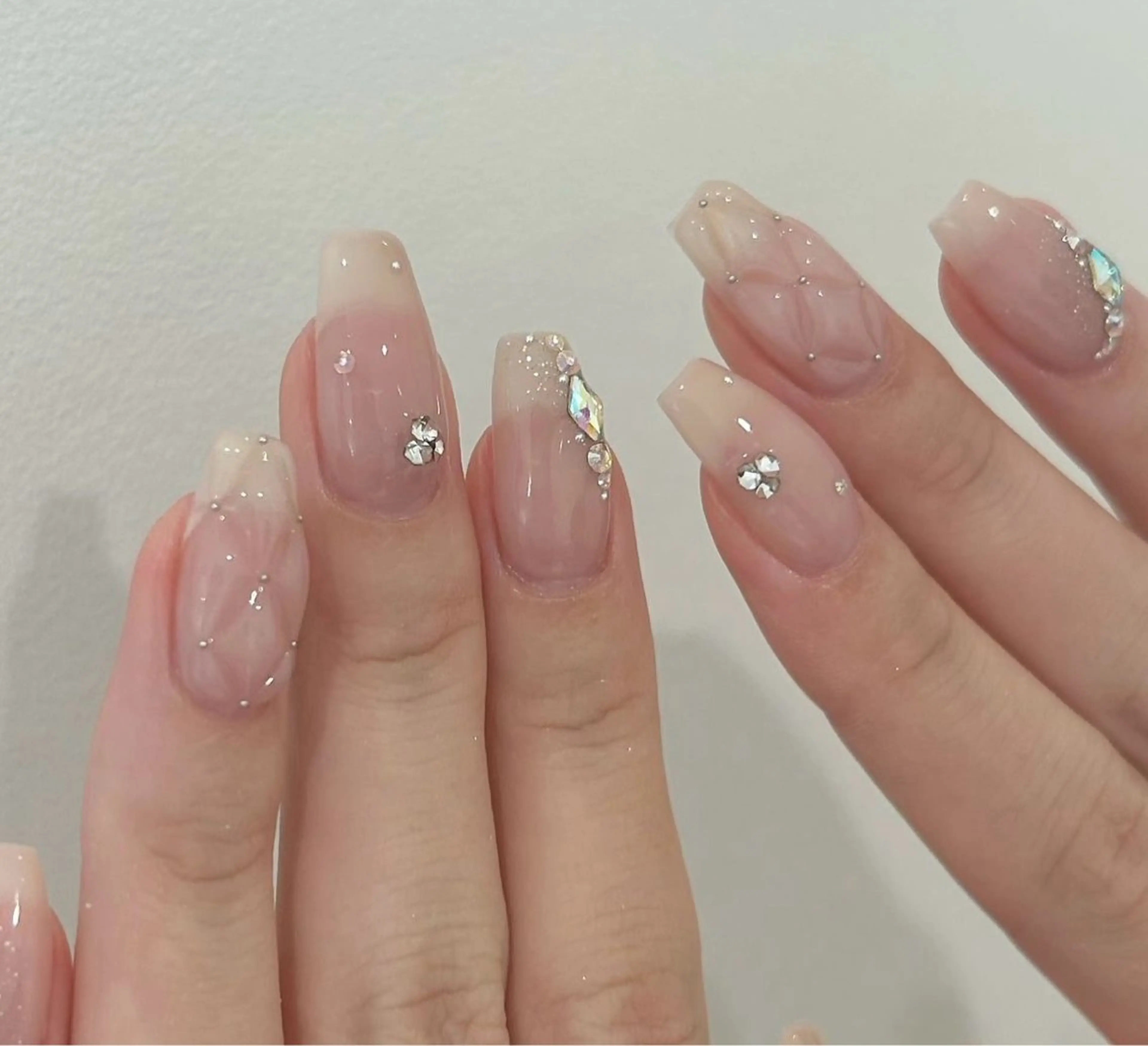 ネイル D-BEAUTY Nailsalonのネイルデザイン
