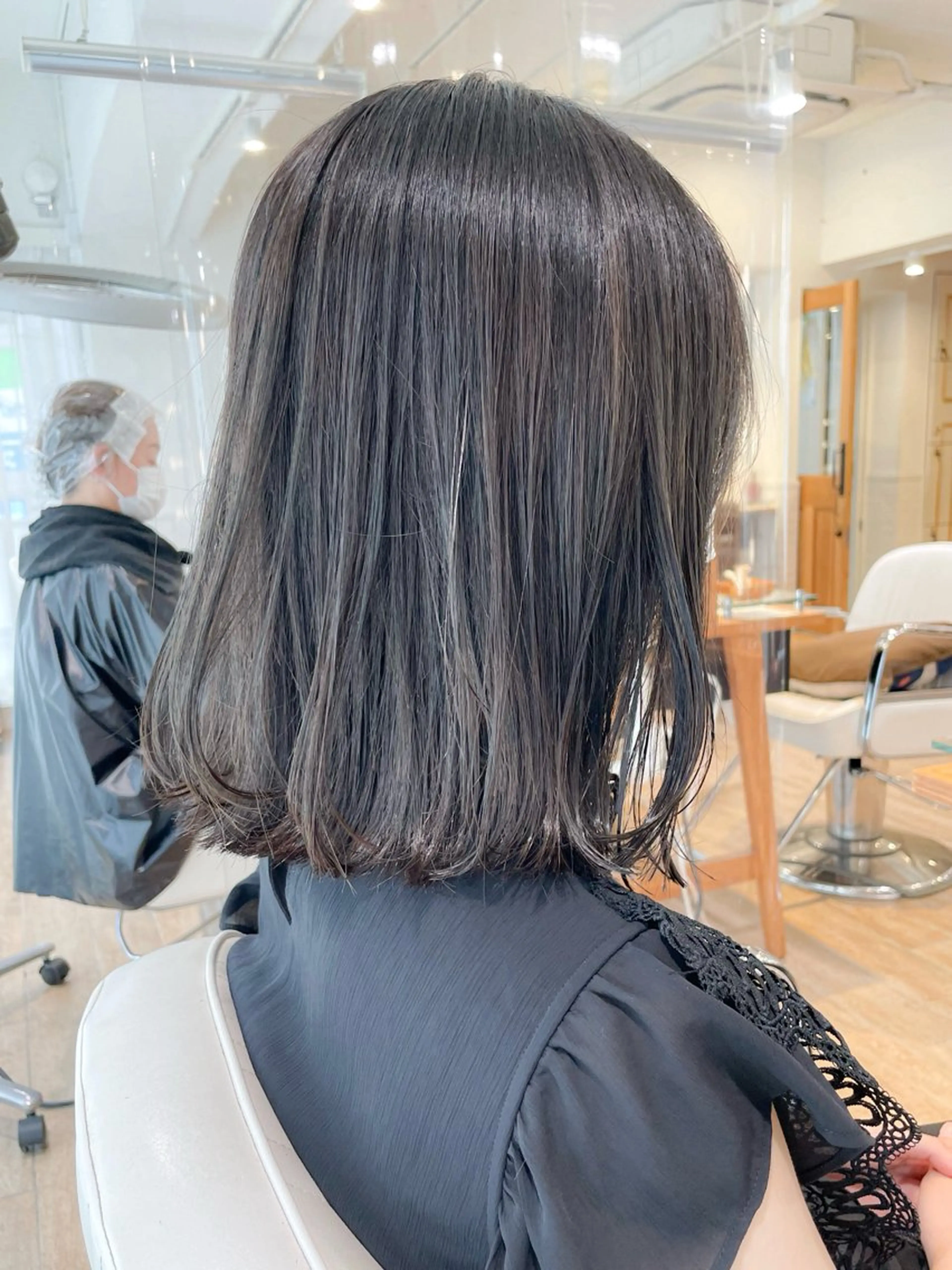 ミディアム カラー ハイトーン/カラー/ ヘアセット/松田健佑のヘアスタイル