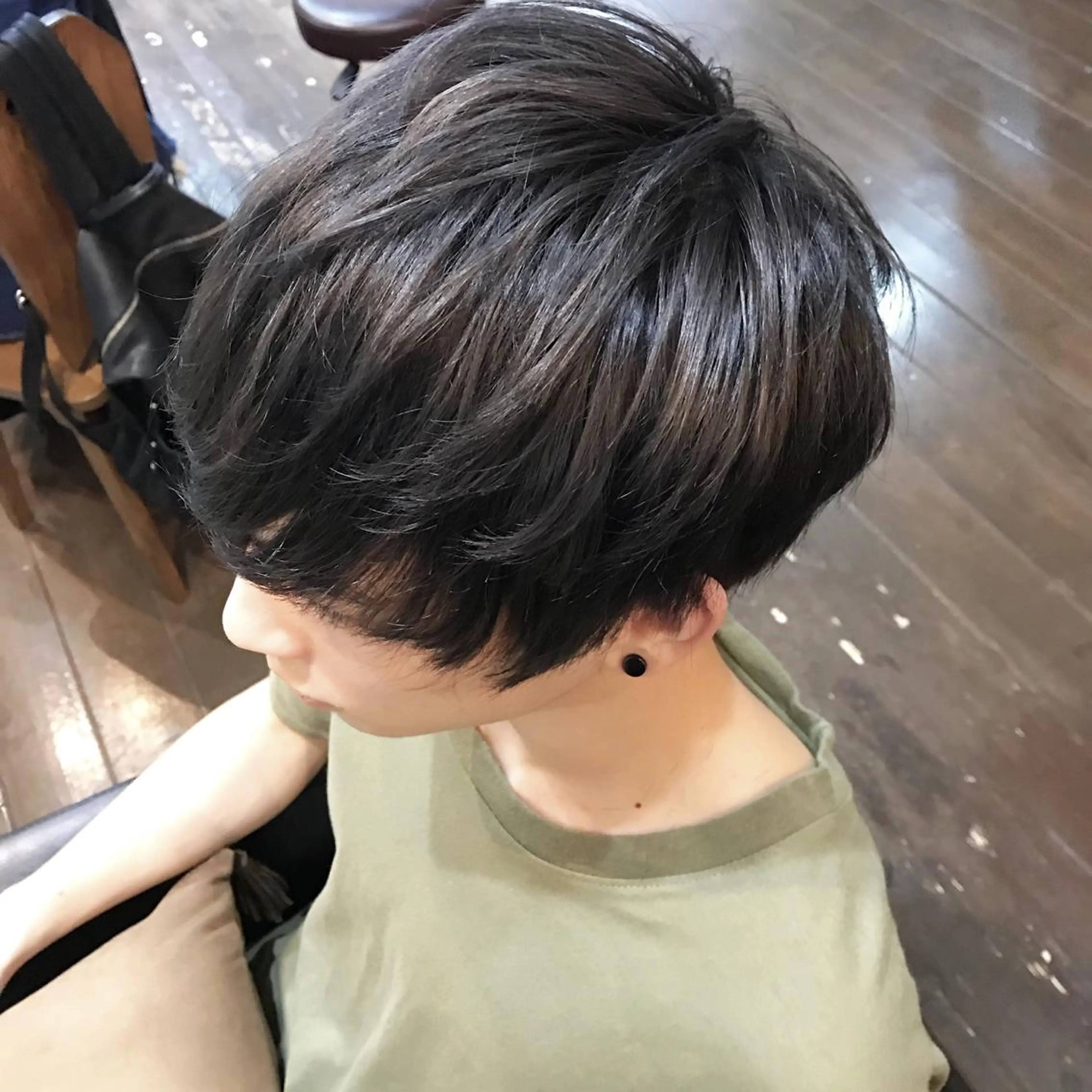 ショート カラー パーマ ヘアアレンジ メンズ キッズ アッシュ シルバー シルバーアッシュ kobayashi $hogoのヘアスタイル
